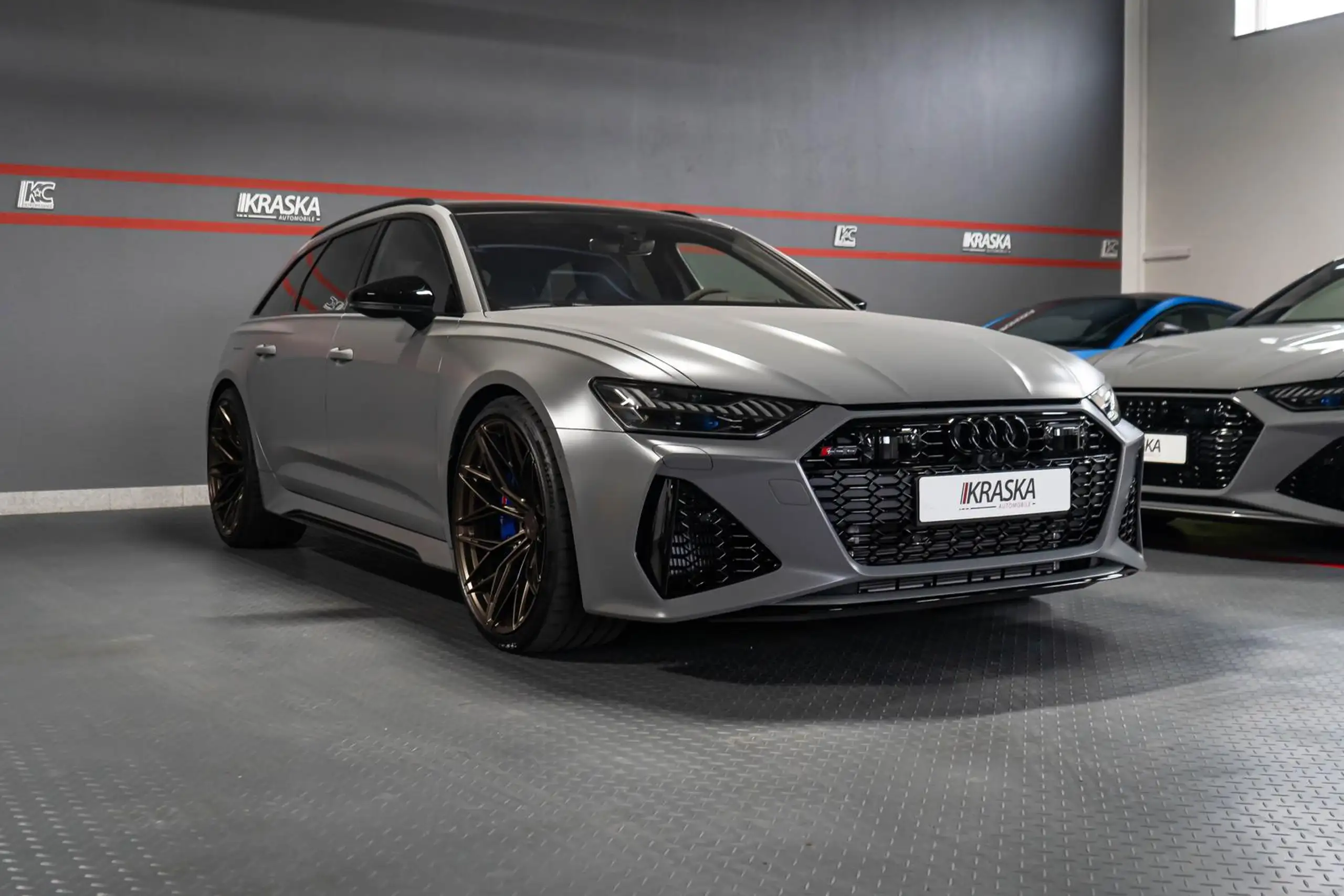 Audi - RS6