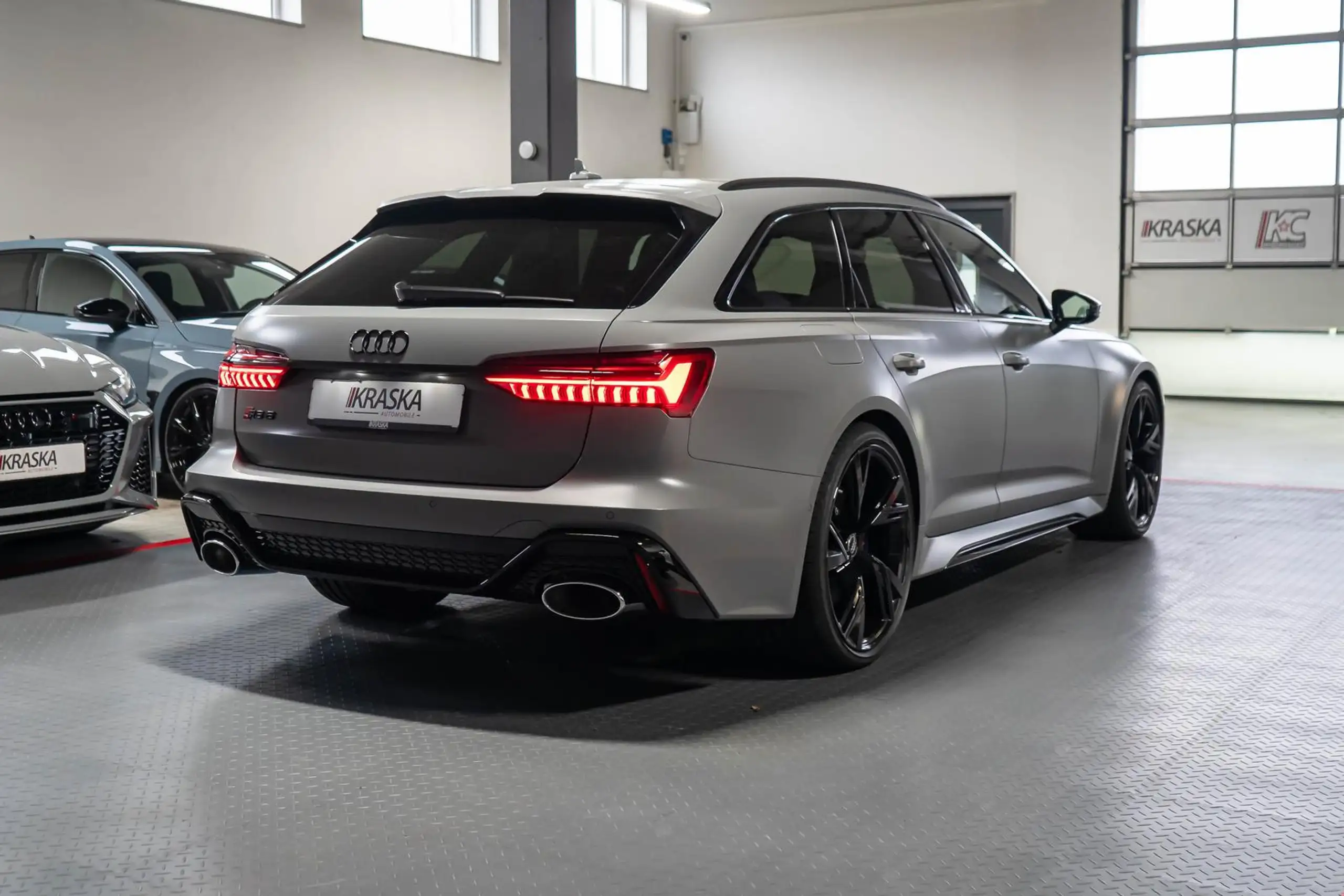 Audi - RS6