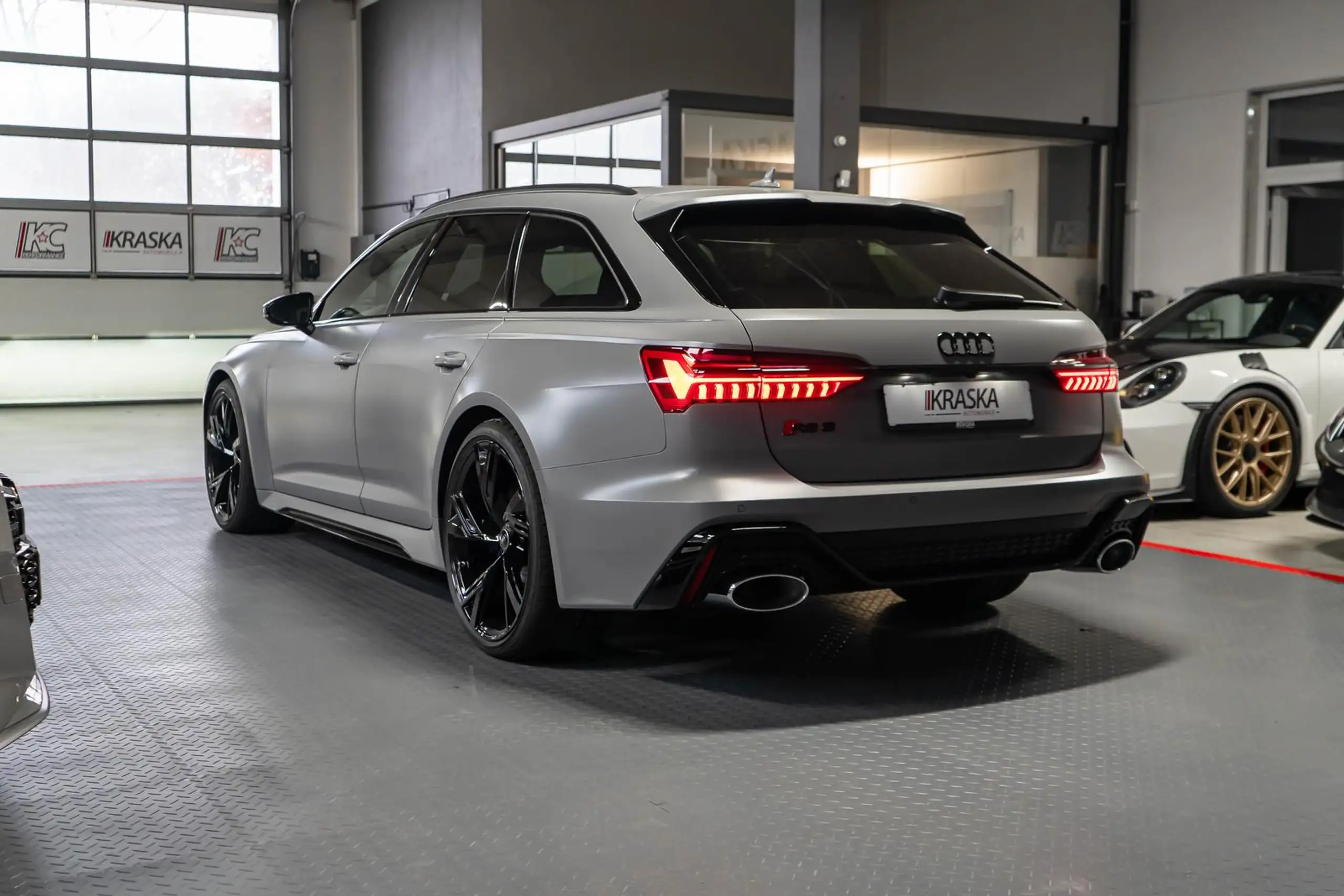 Audi - RS6