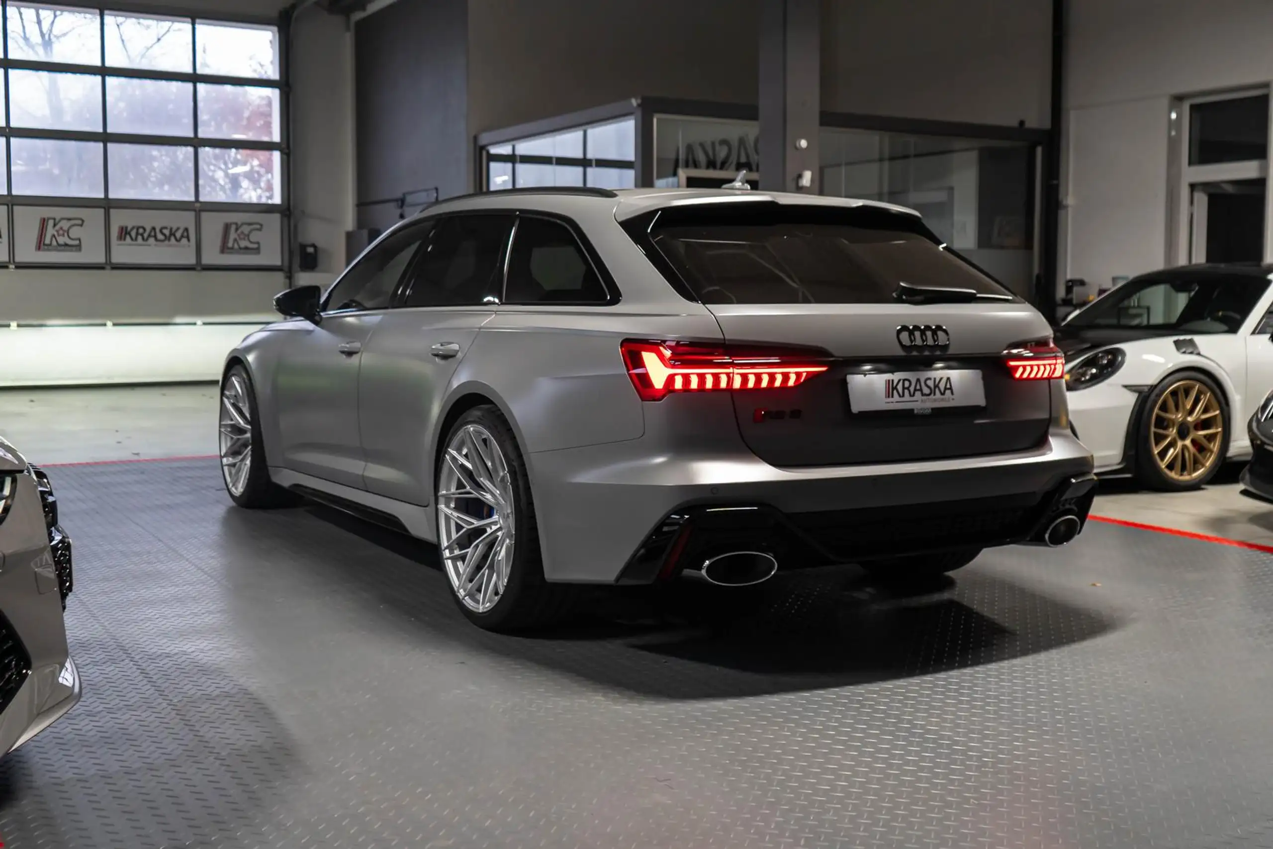 Audi - RS6