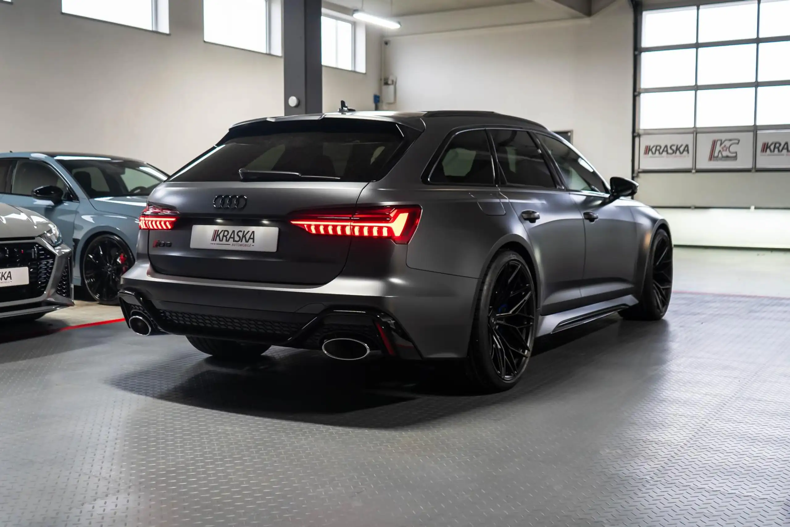 Audi - RS6