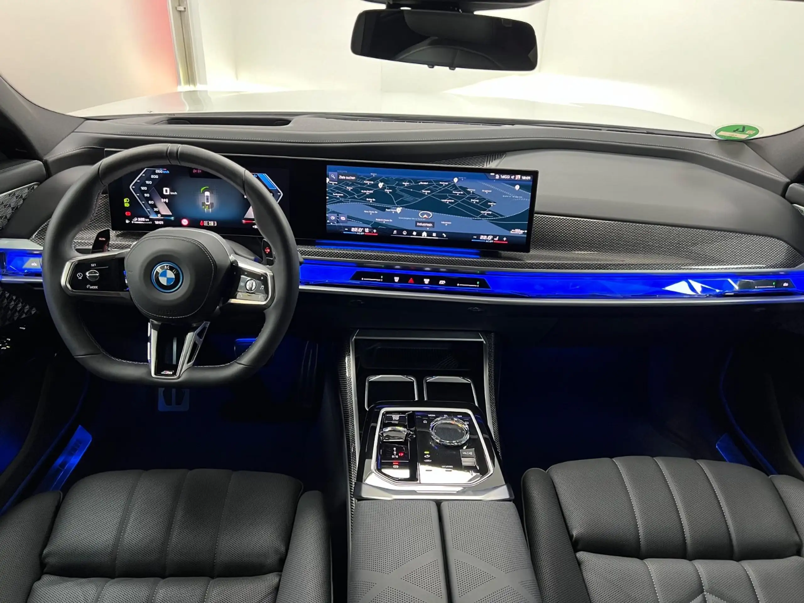 BMW - 760