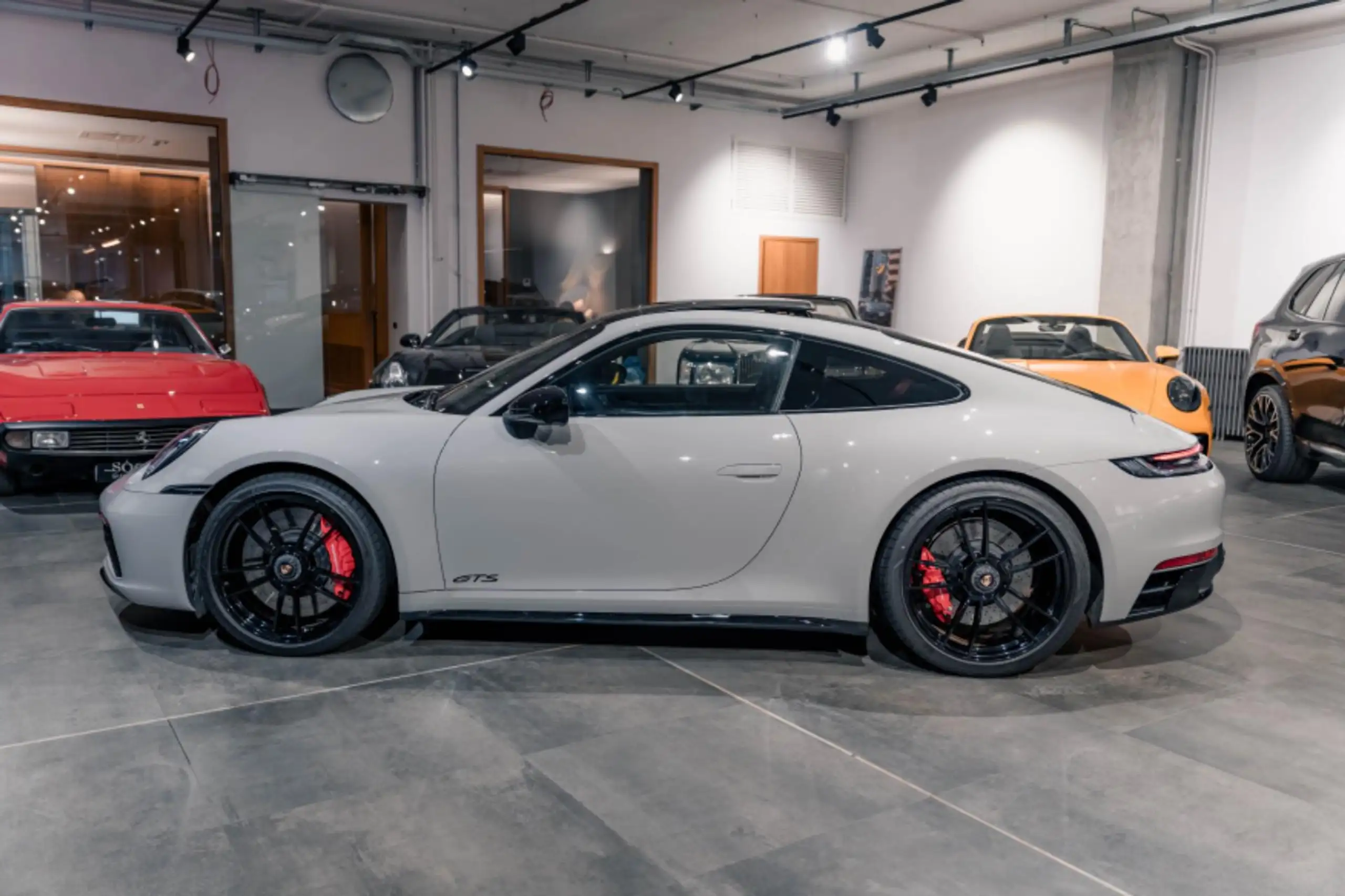 Porsche - 992