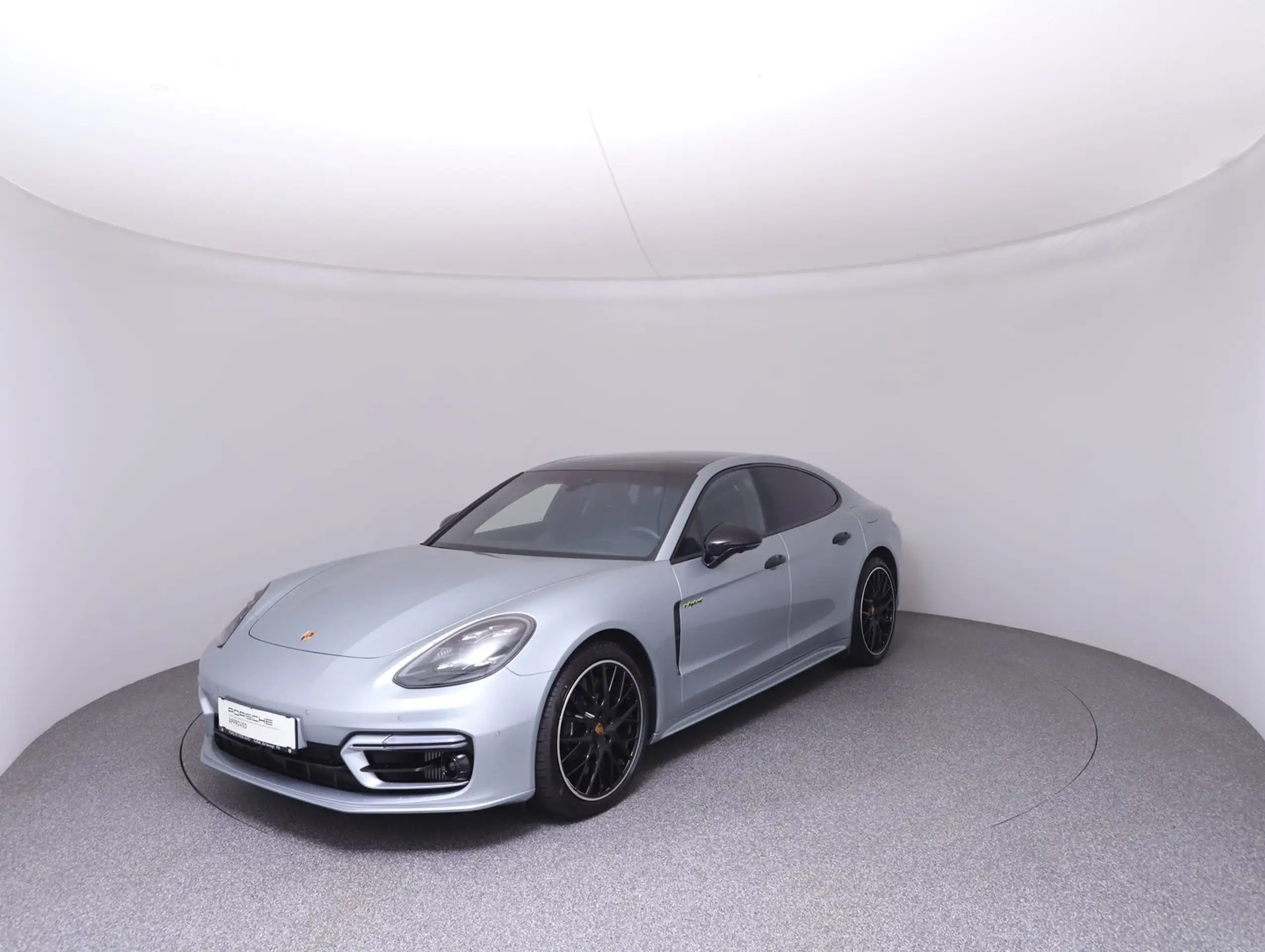 Porsche - Panamera