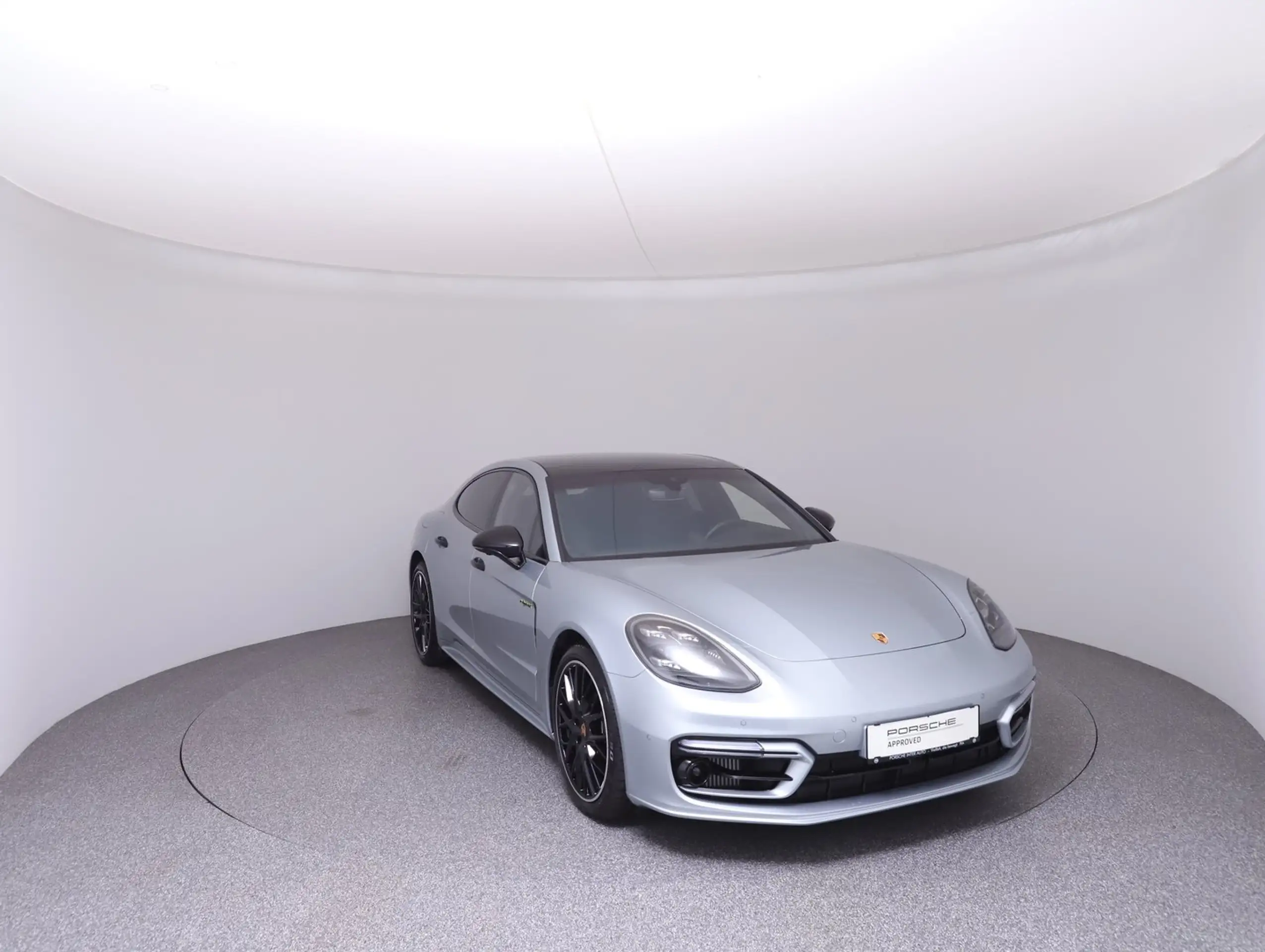 Porsche - Panamera