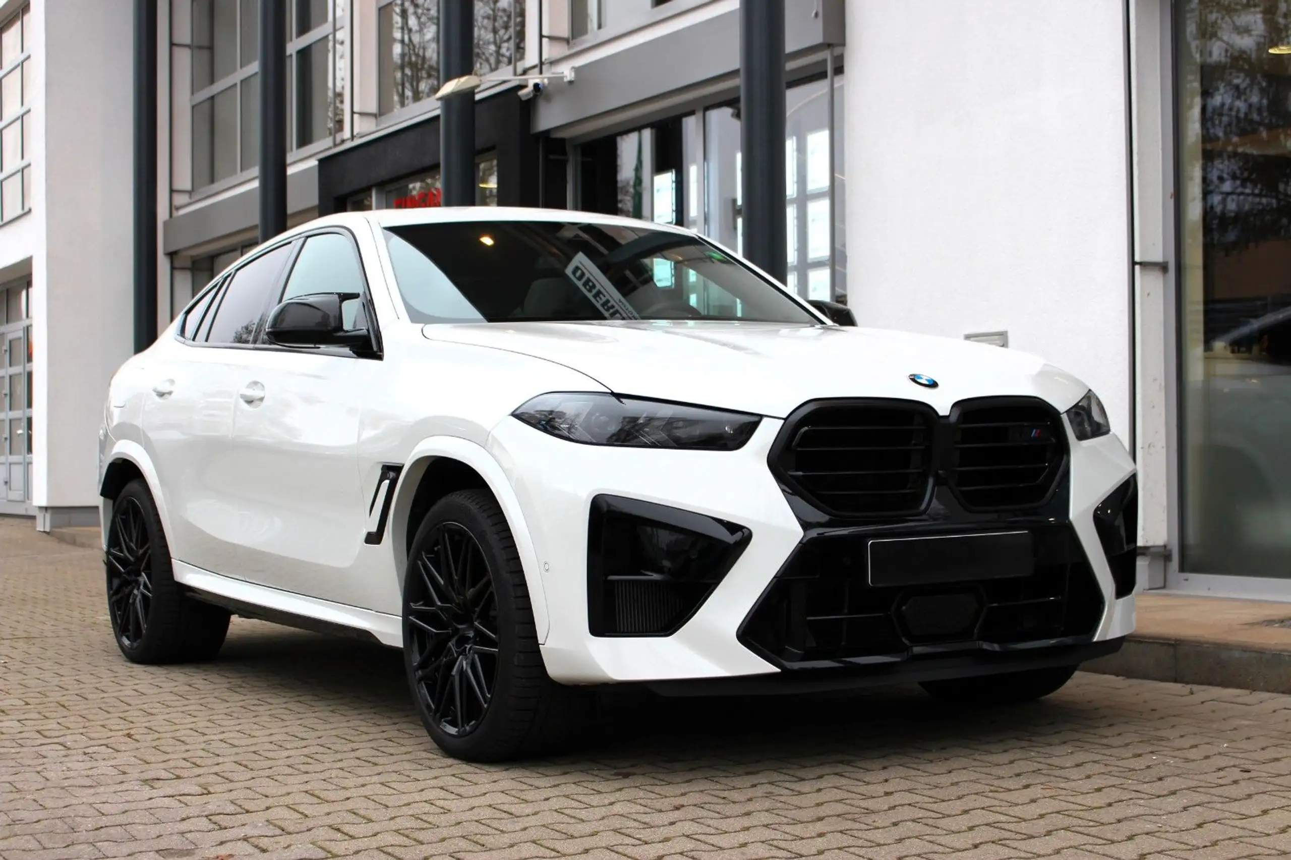 BMW - X6 M