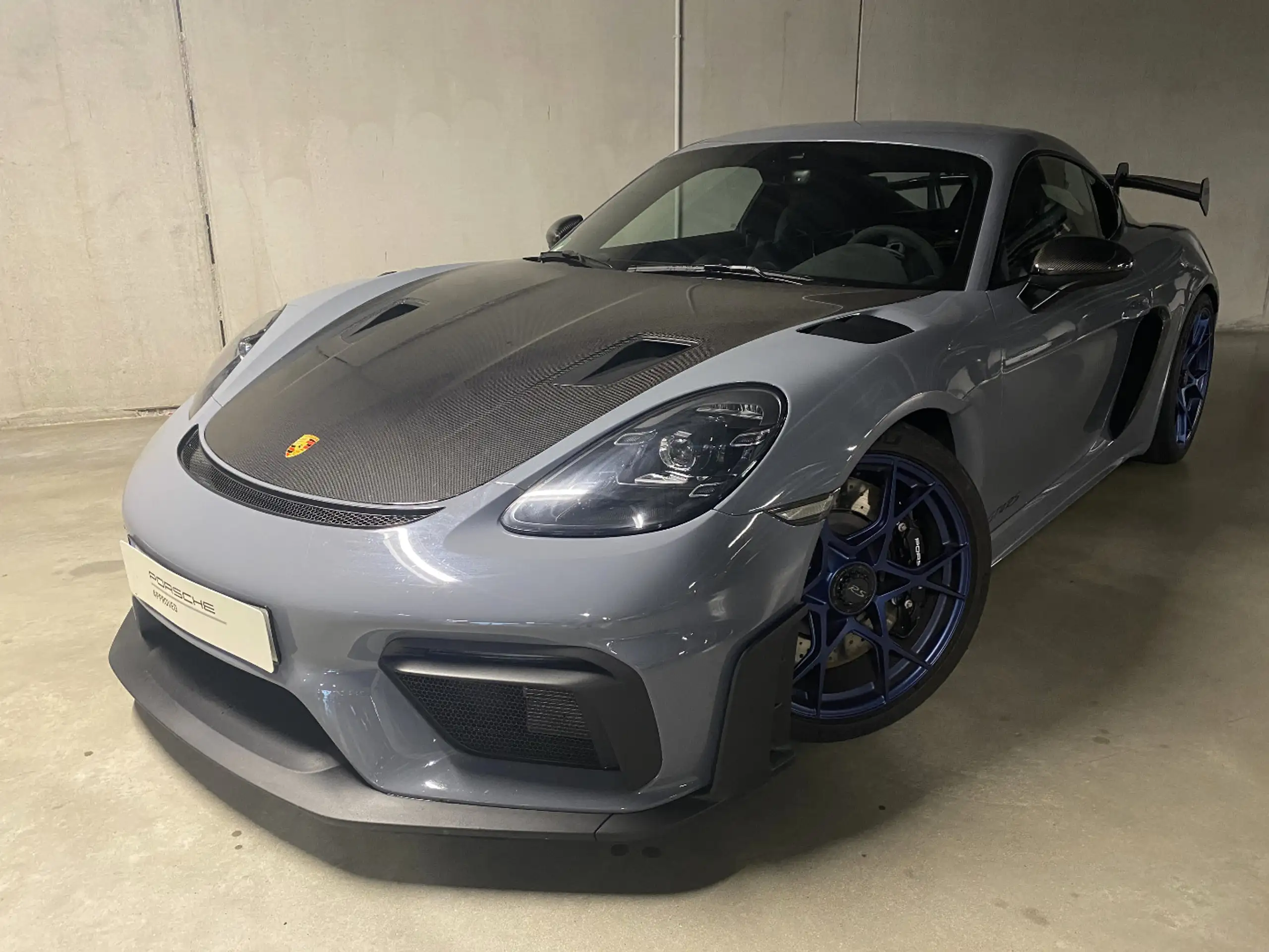 Porsche - Cayman