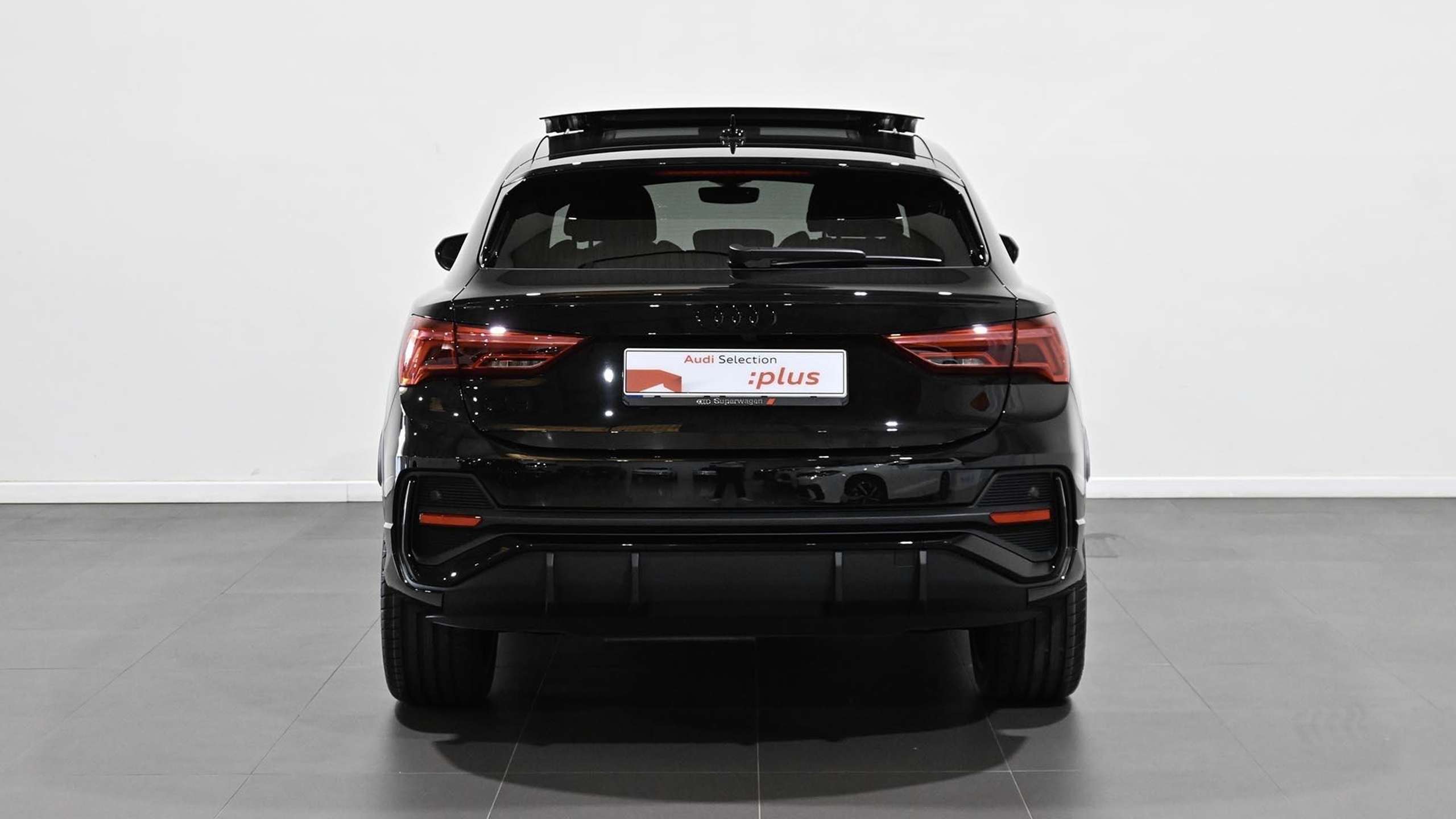 Audi - Q3