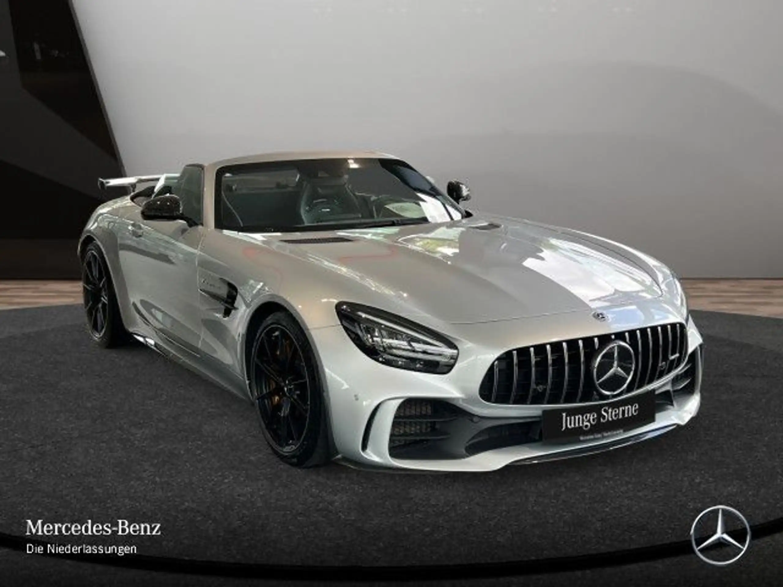 Mercedes-Benz - AMG GT