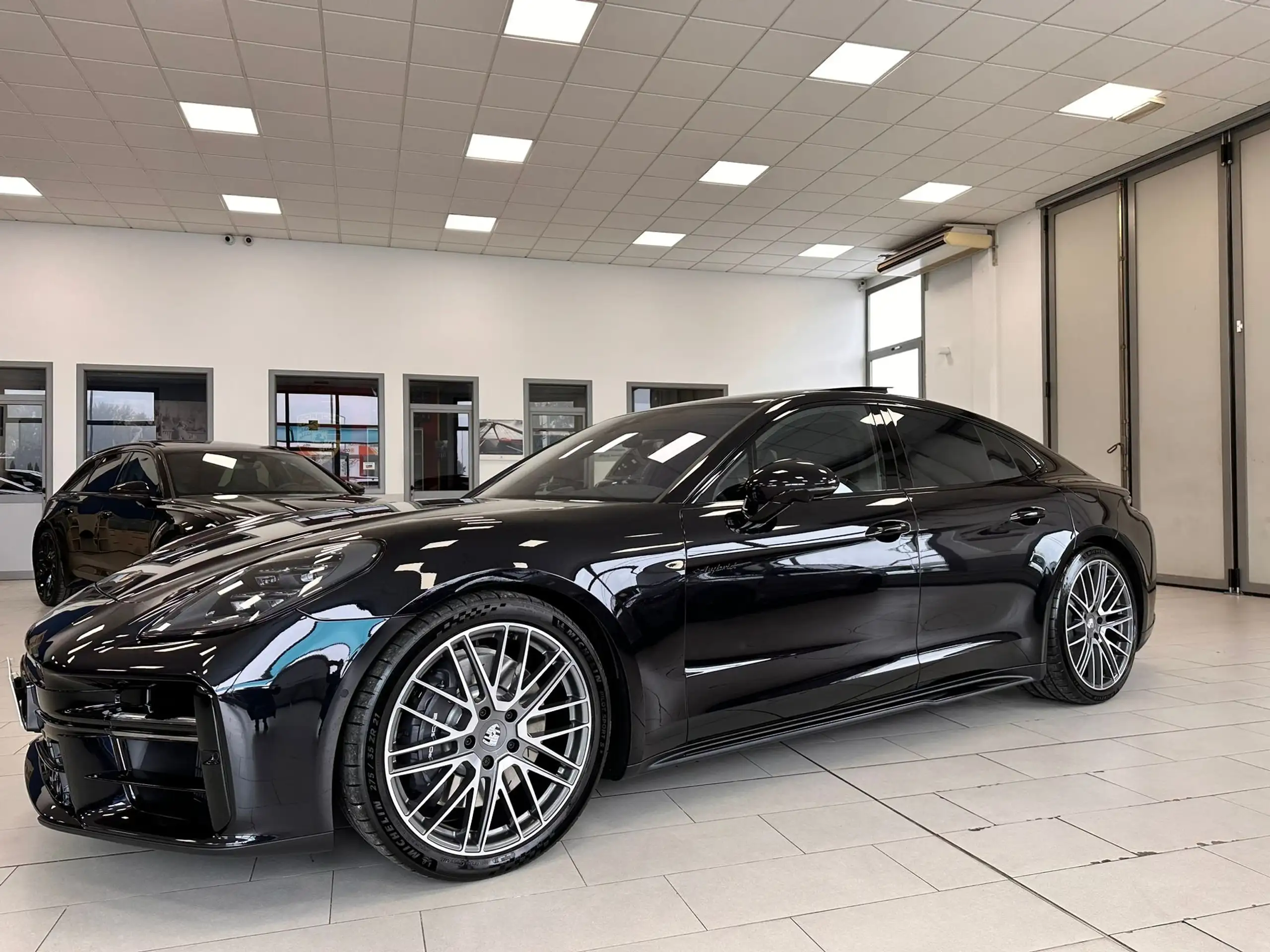 Porsche - Panamera