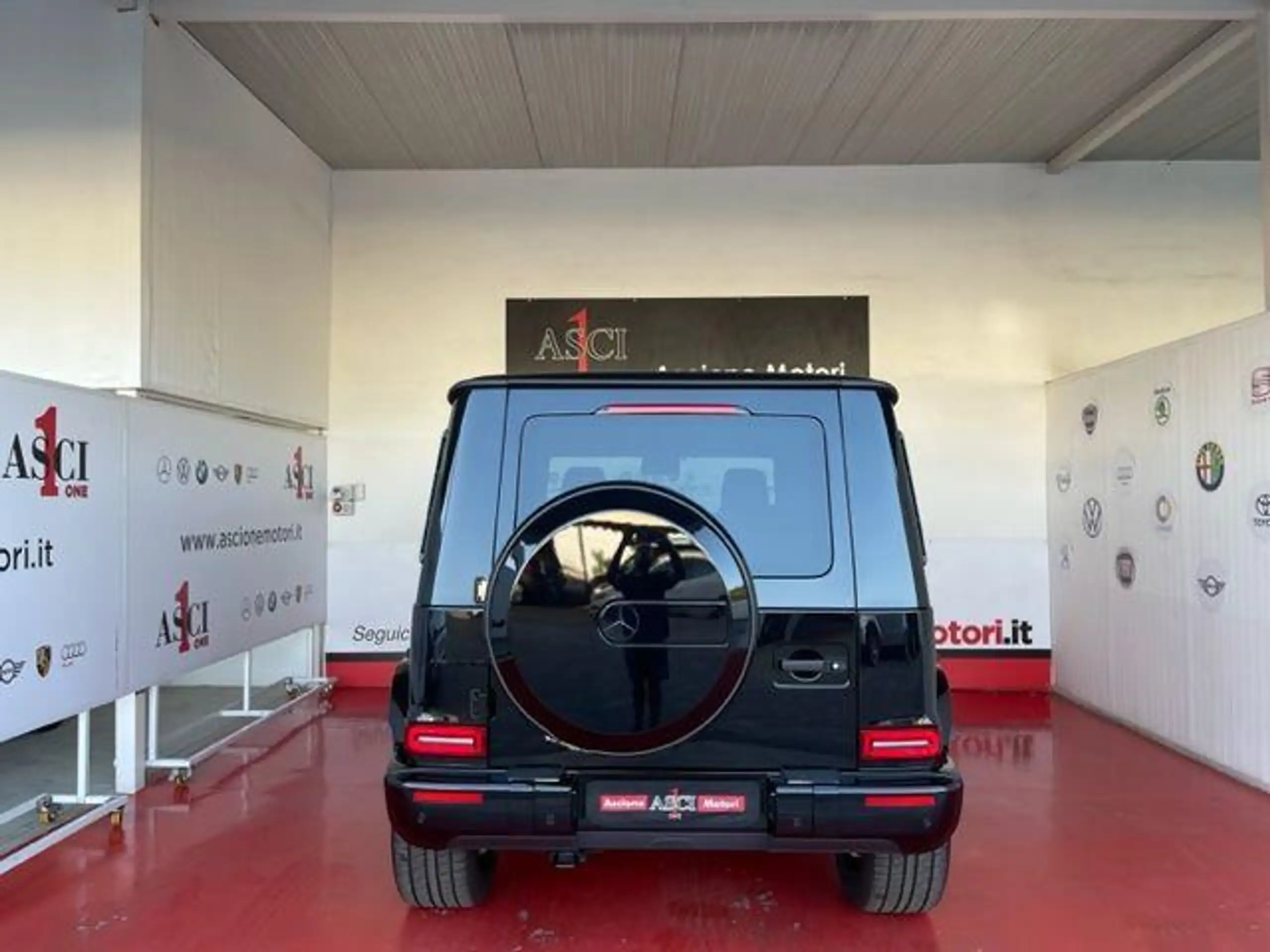 Mercedes-Benz - G 63 AMG