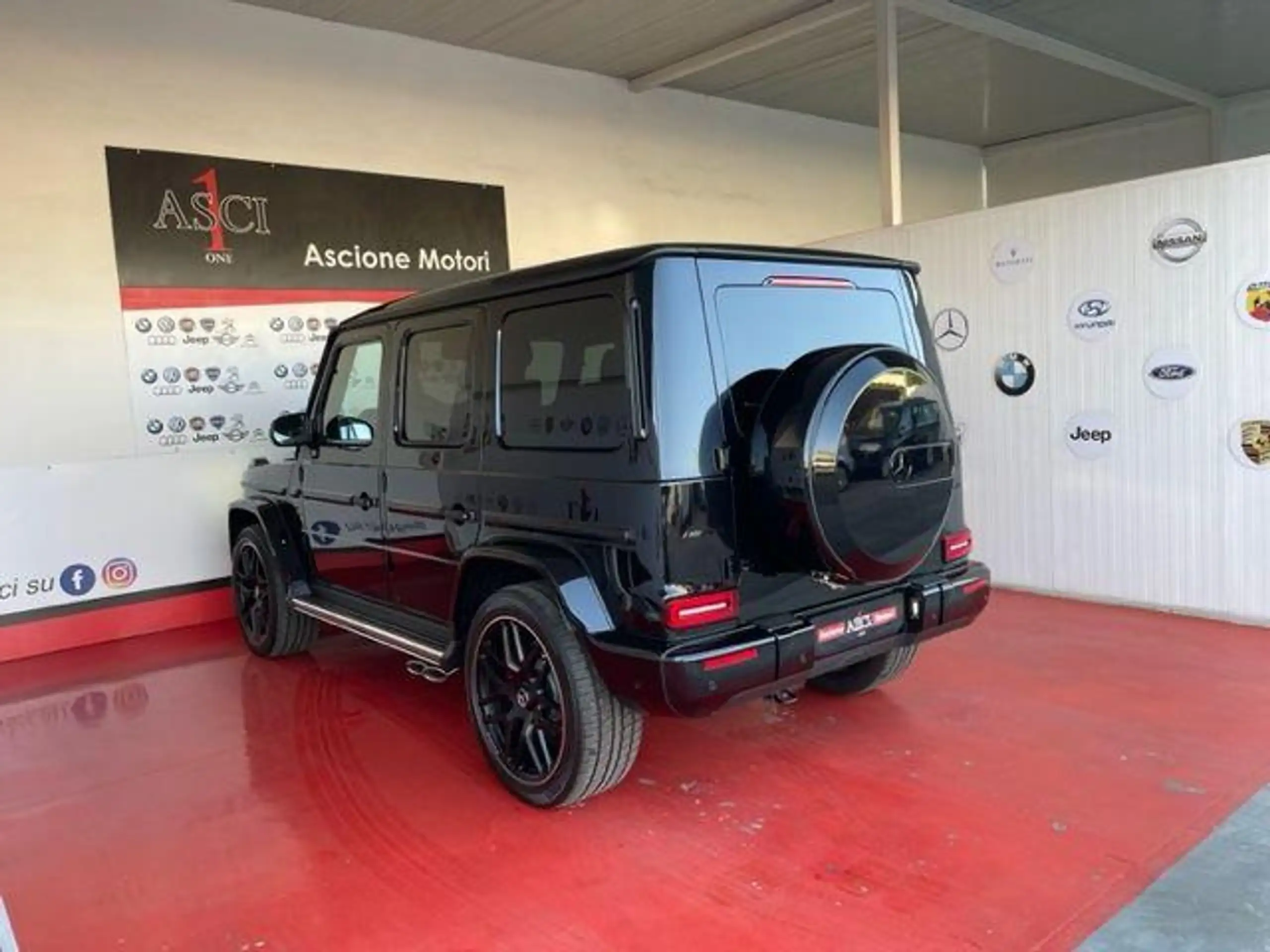 Mercedes-Benz - G 63 AMG