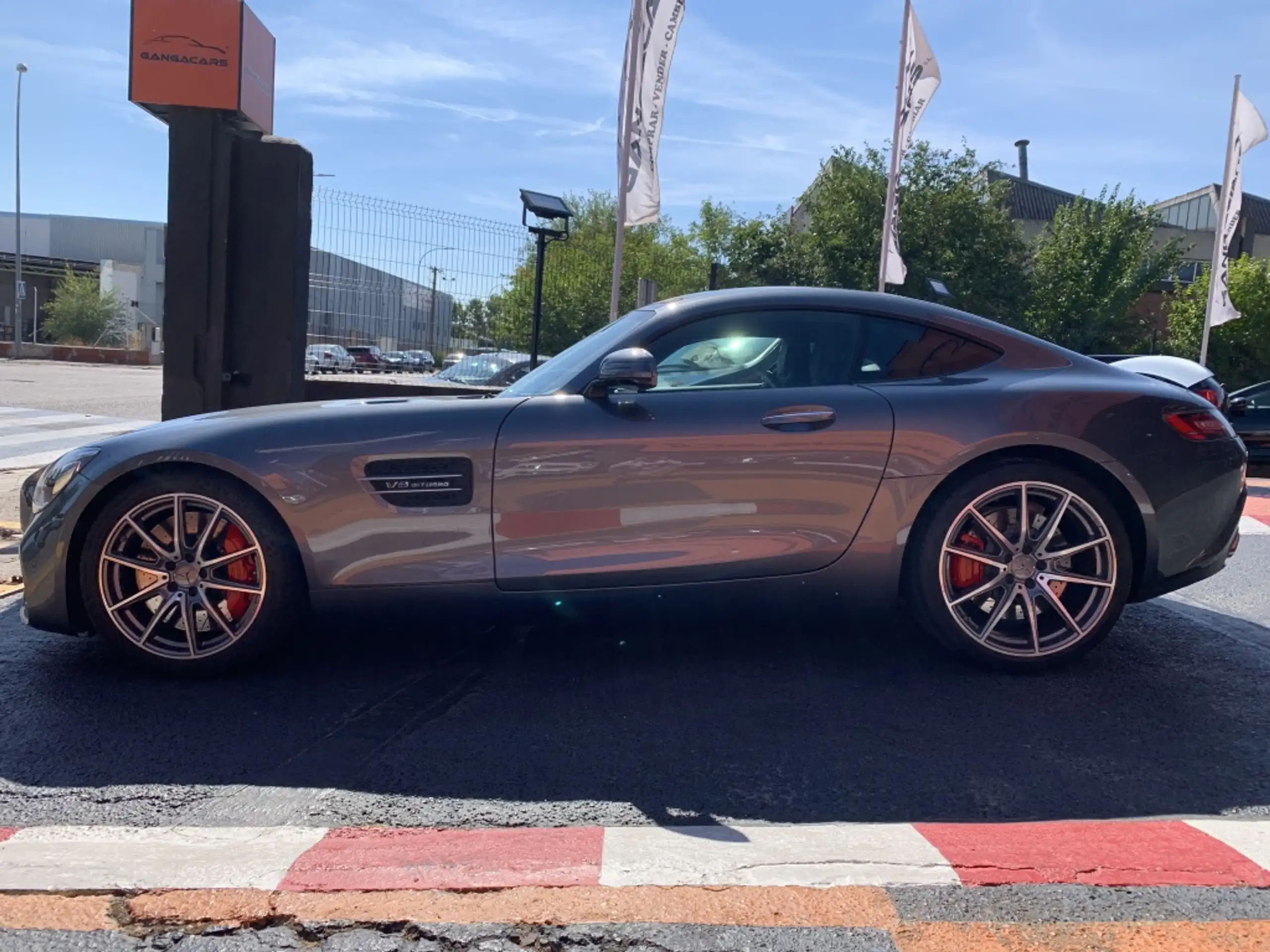 Mercedes-Benz - AMG GT