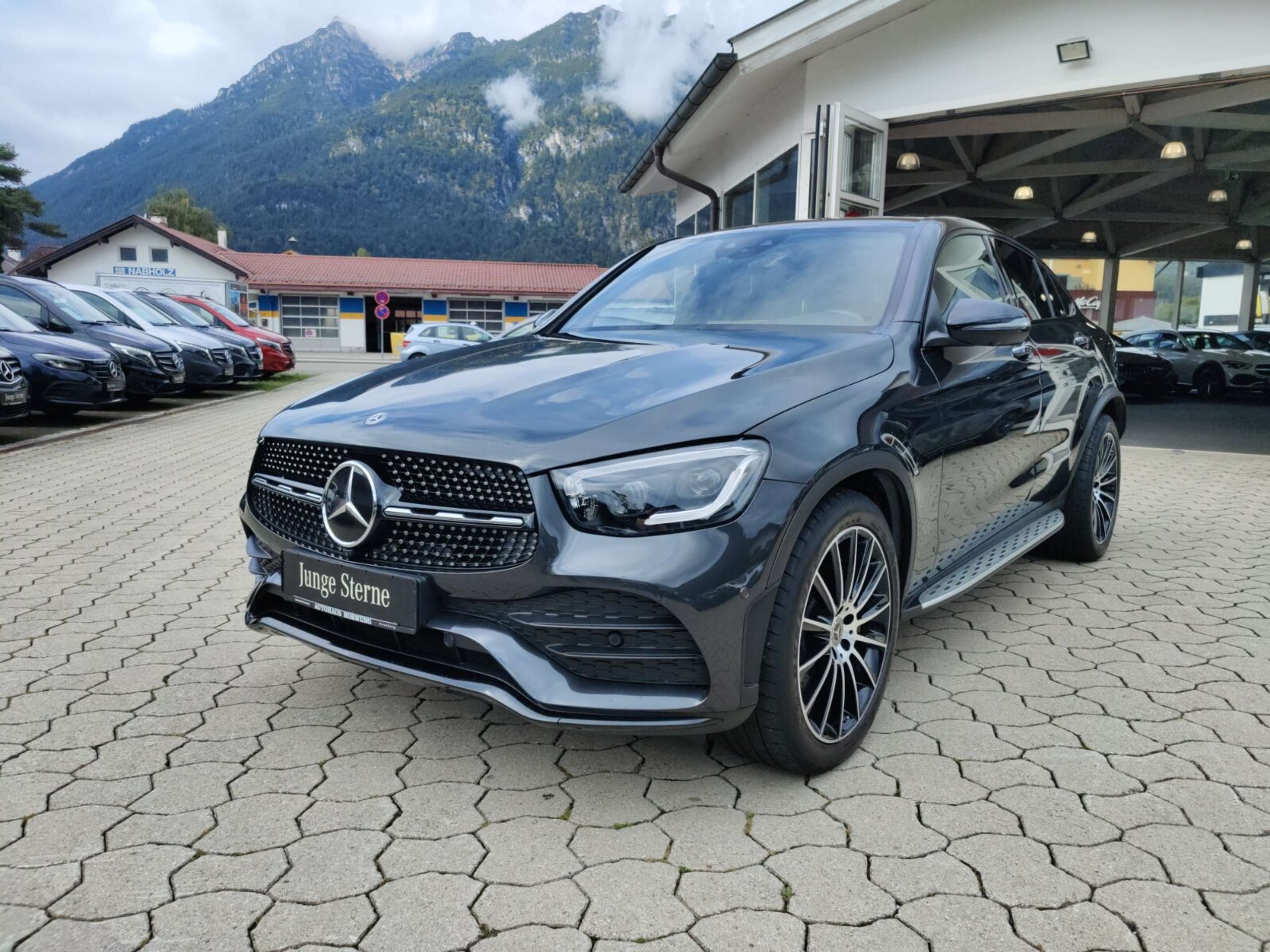 Mercedes-Benz - GLC 400