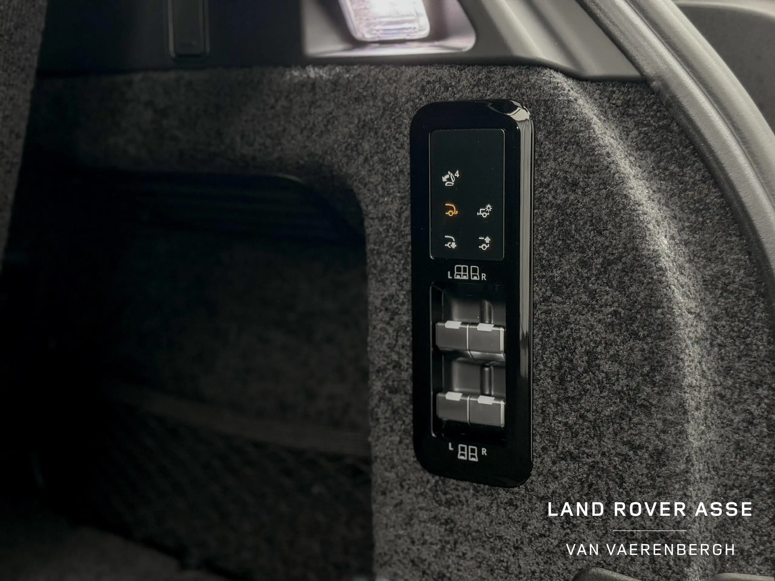 Land Rover - Range Rover