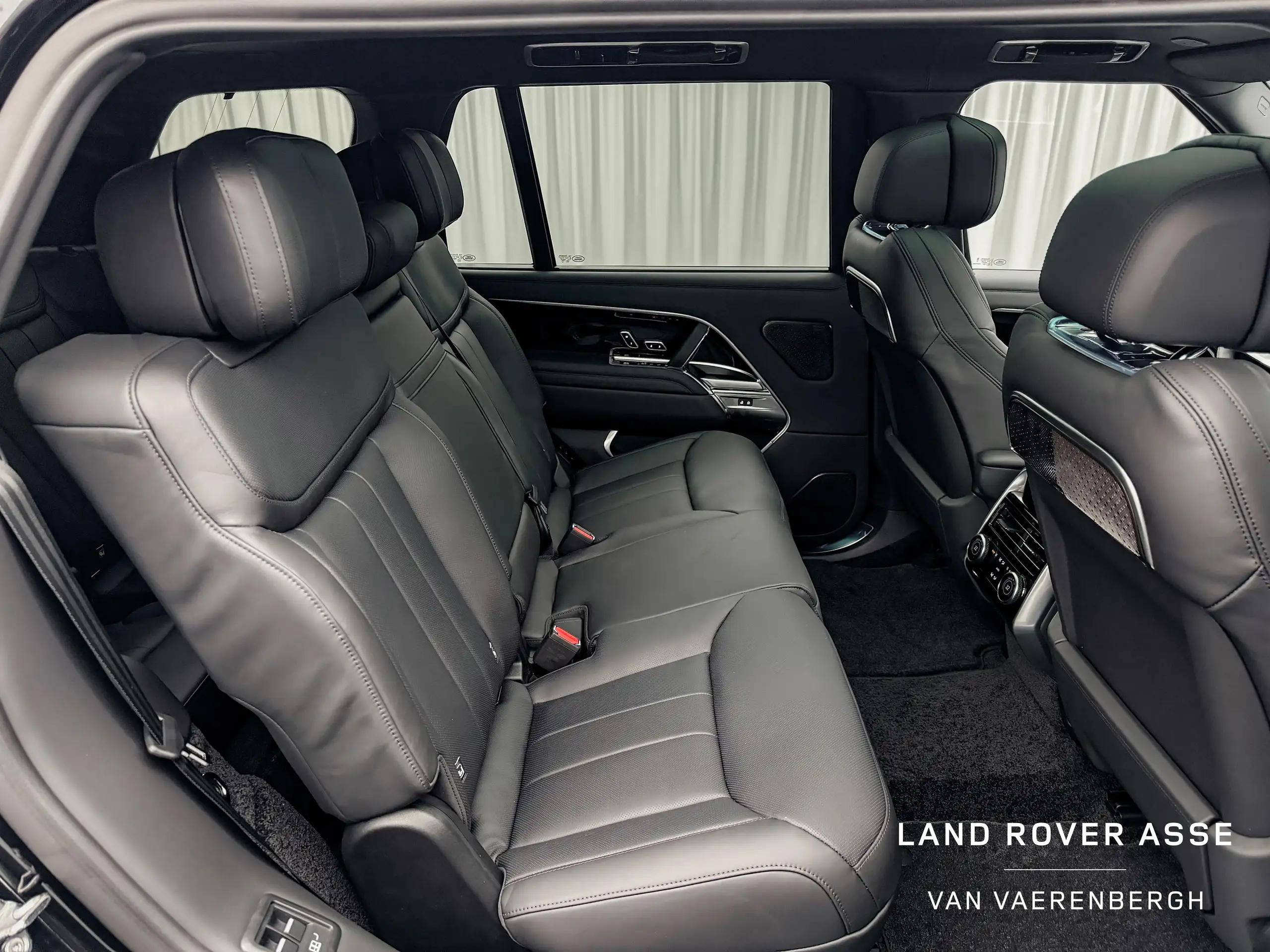 Land Rover - Range Rover