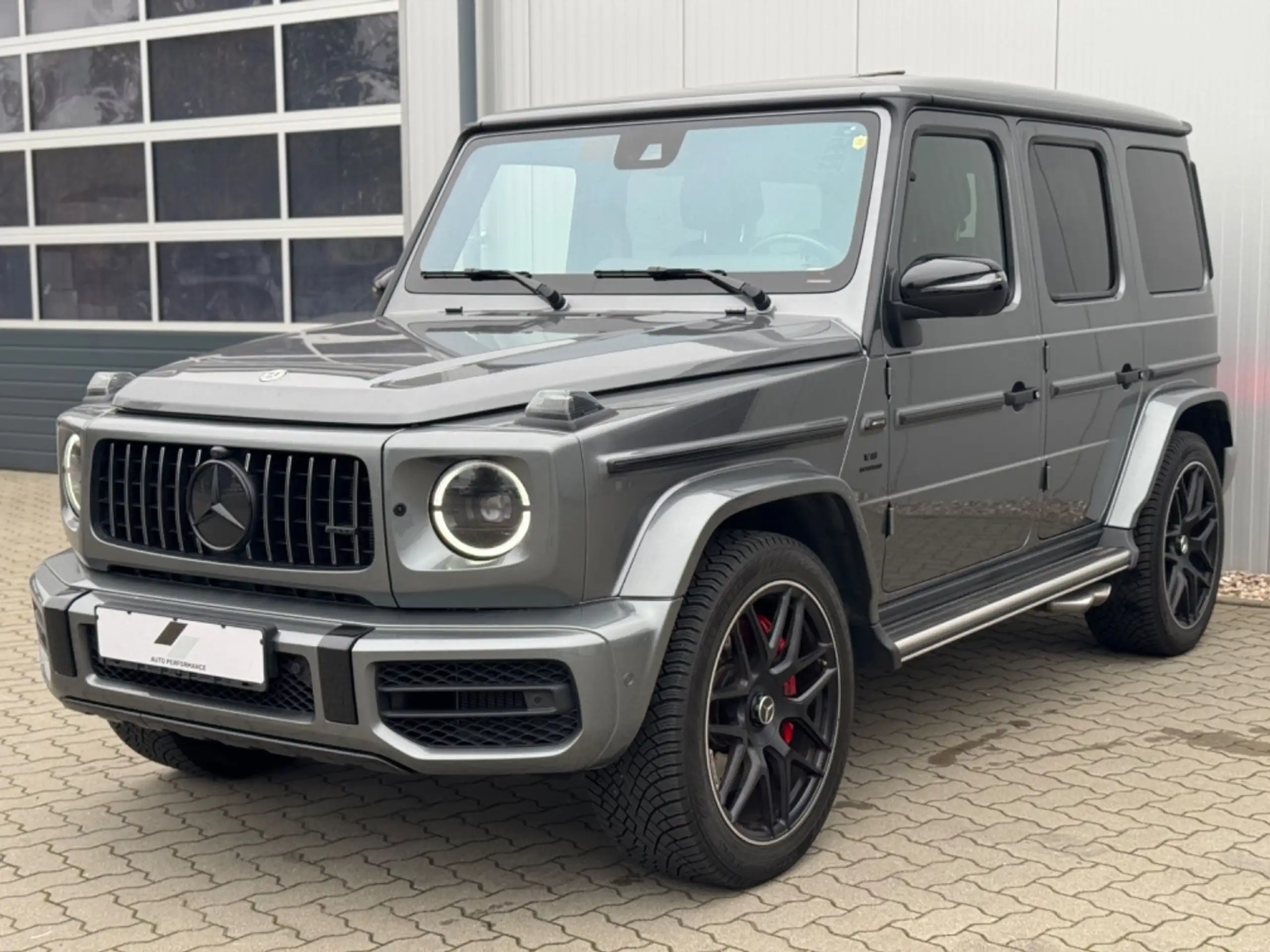 Mercedes-Benz - G 63 AMG