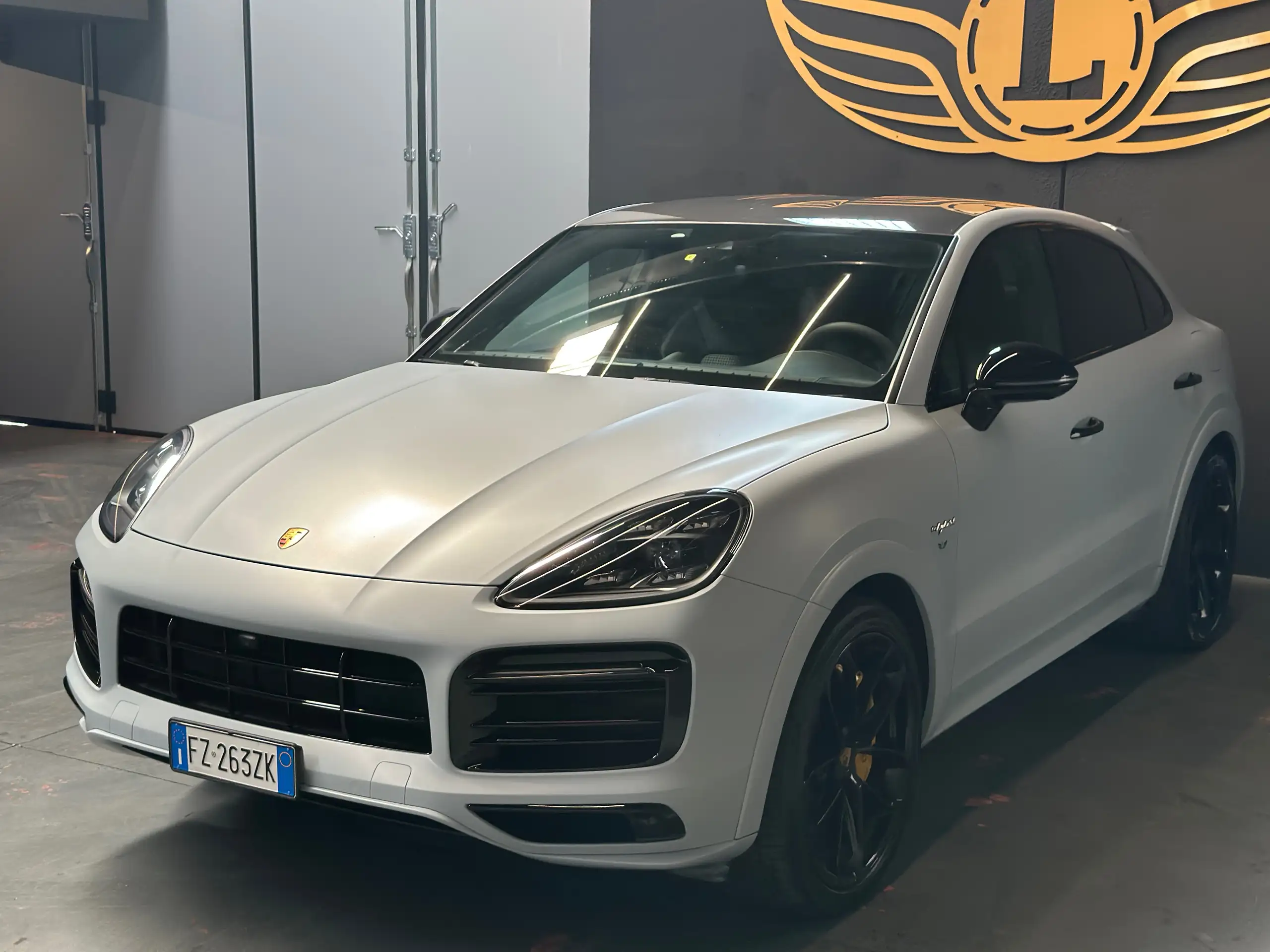 Porsche - Cayenne