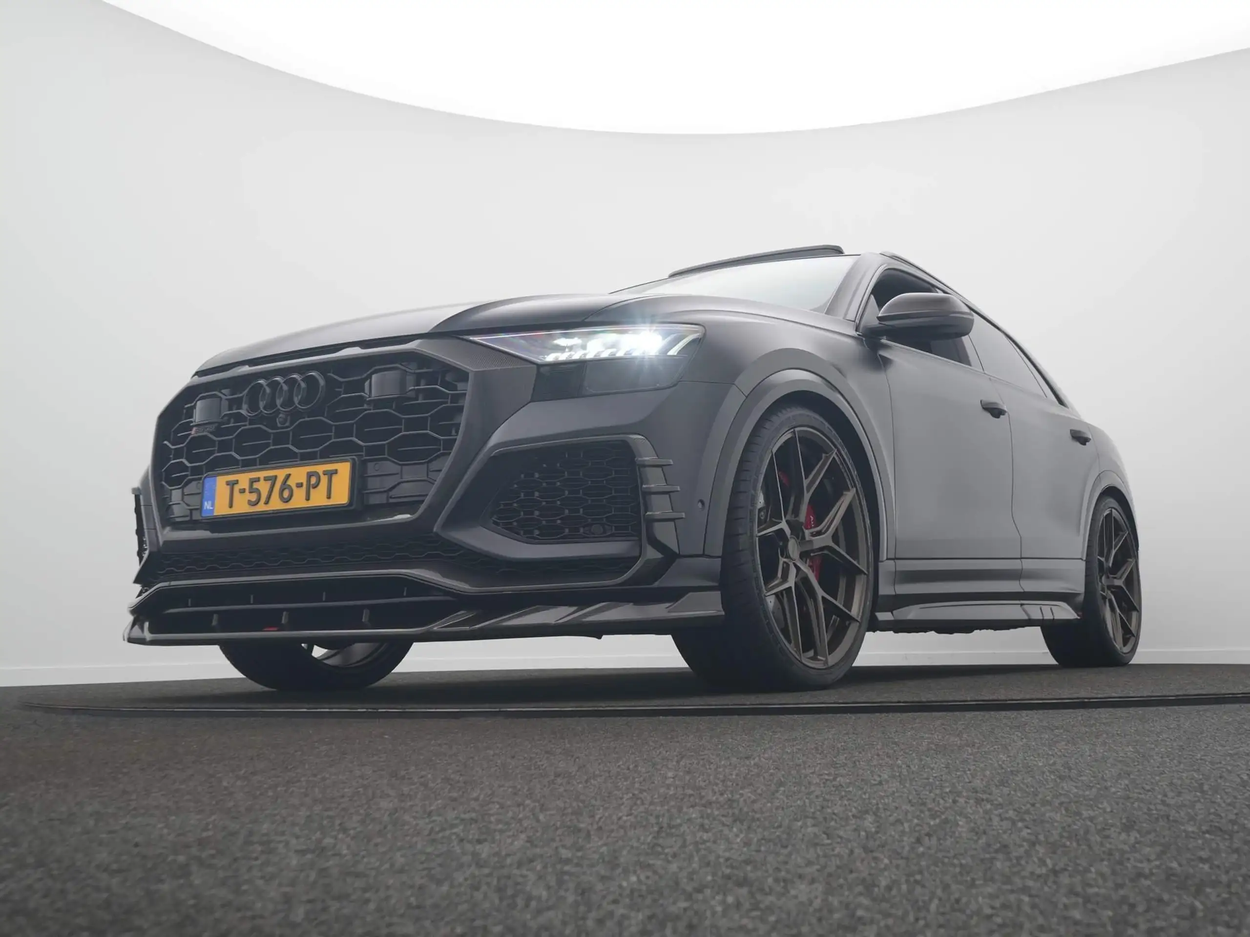 Audi - RS Q8