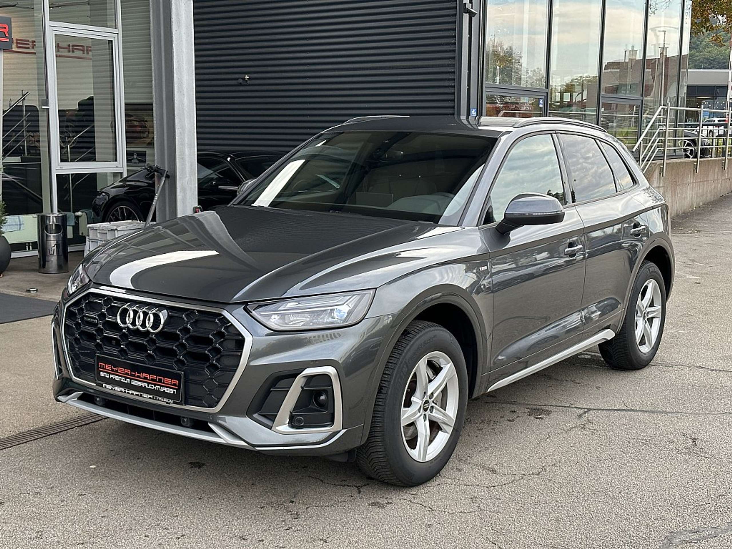 Audi - Q5