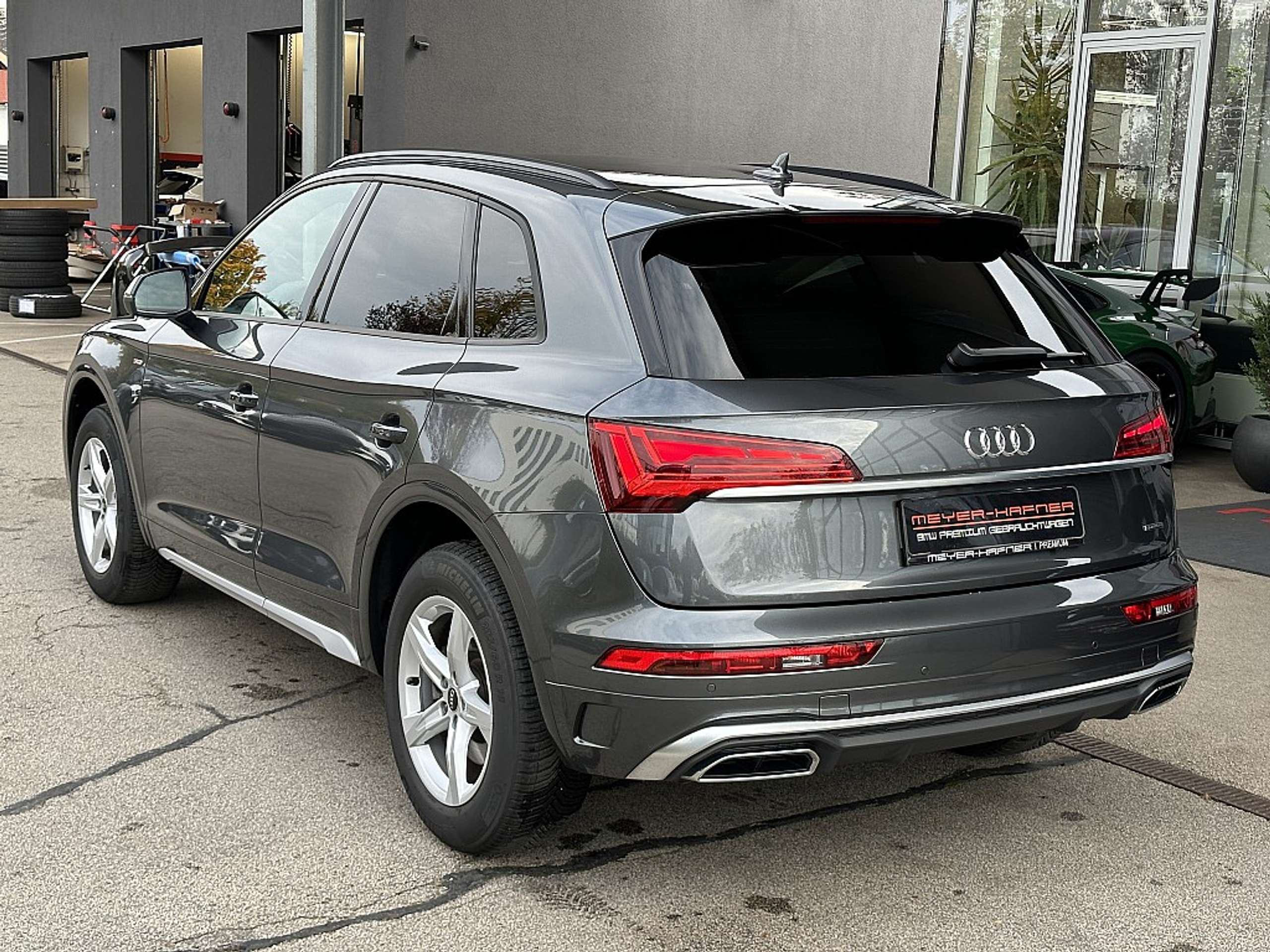 Audi - Q5