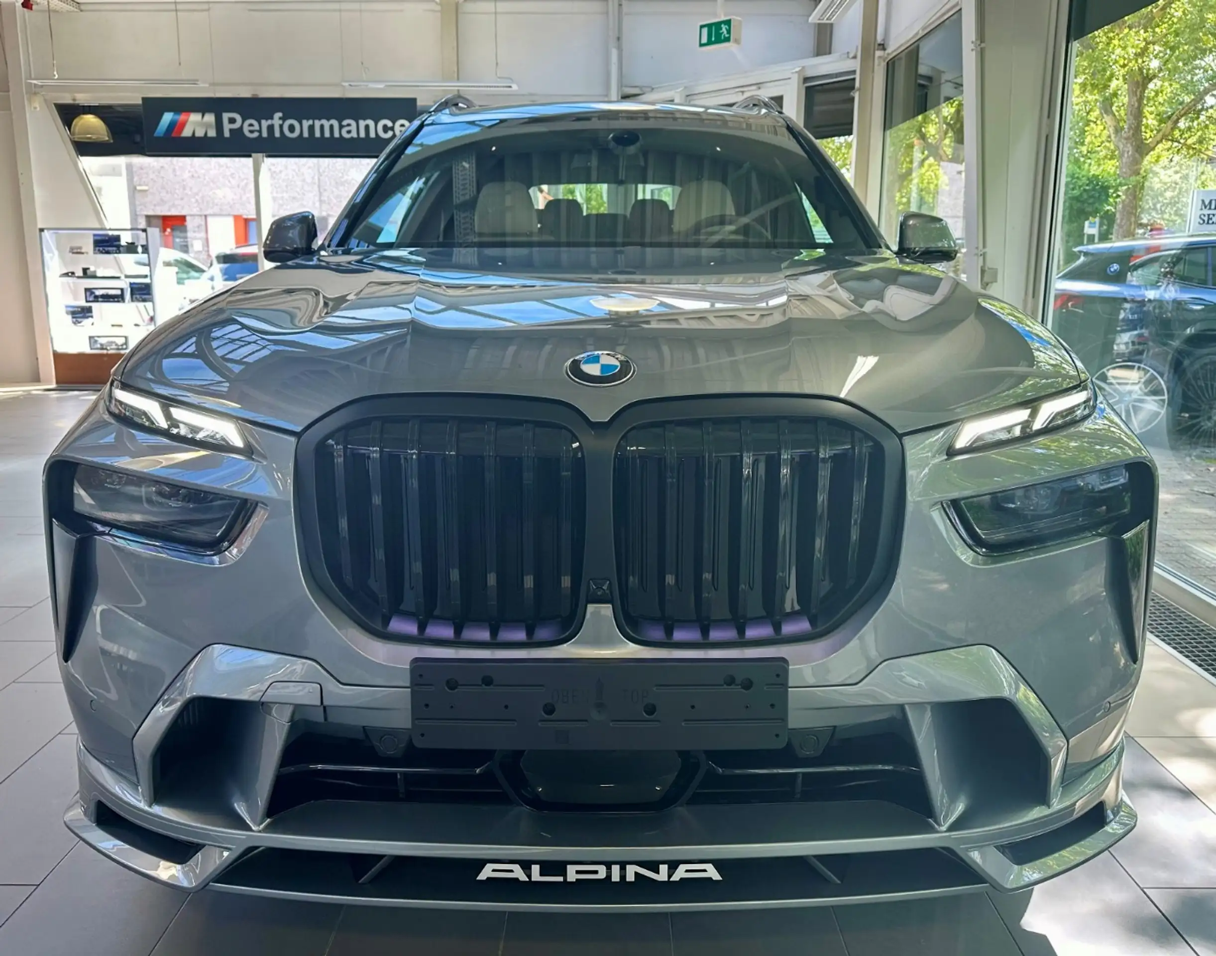 Alpina - XB7