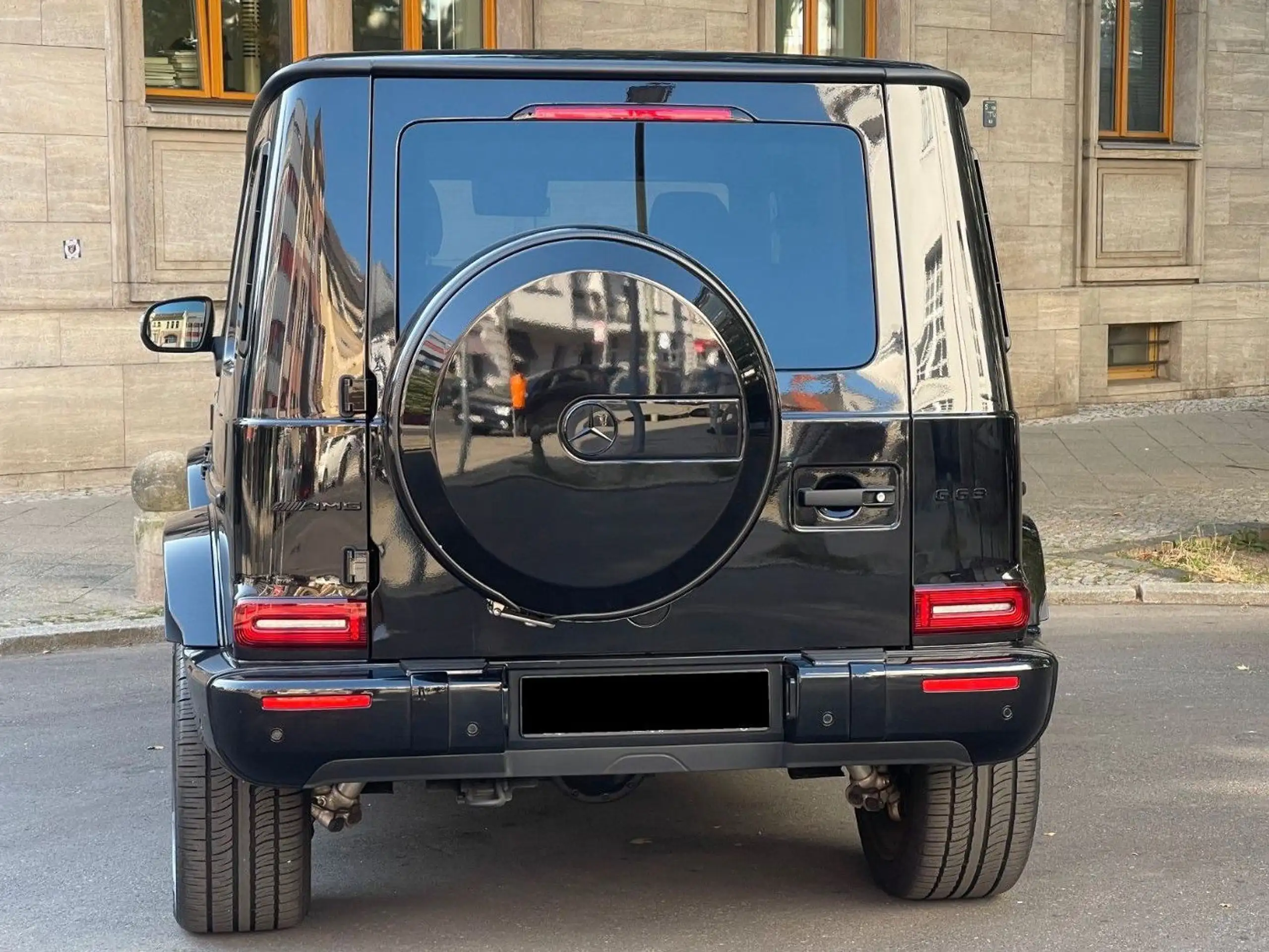 Mercedes-Benz - G 63 AMG