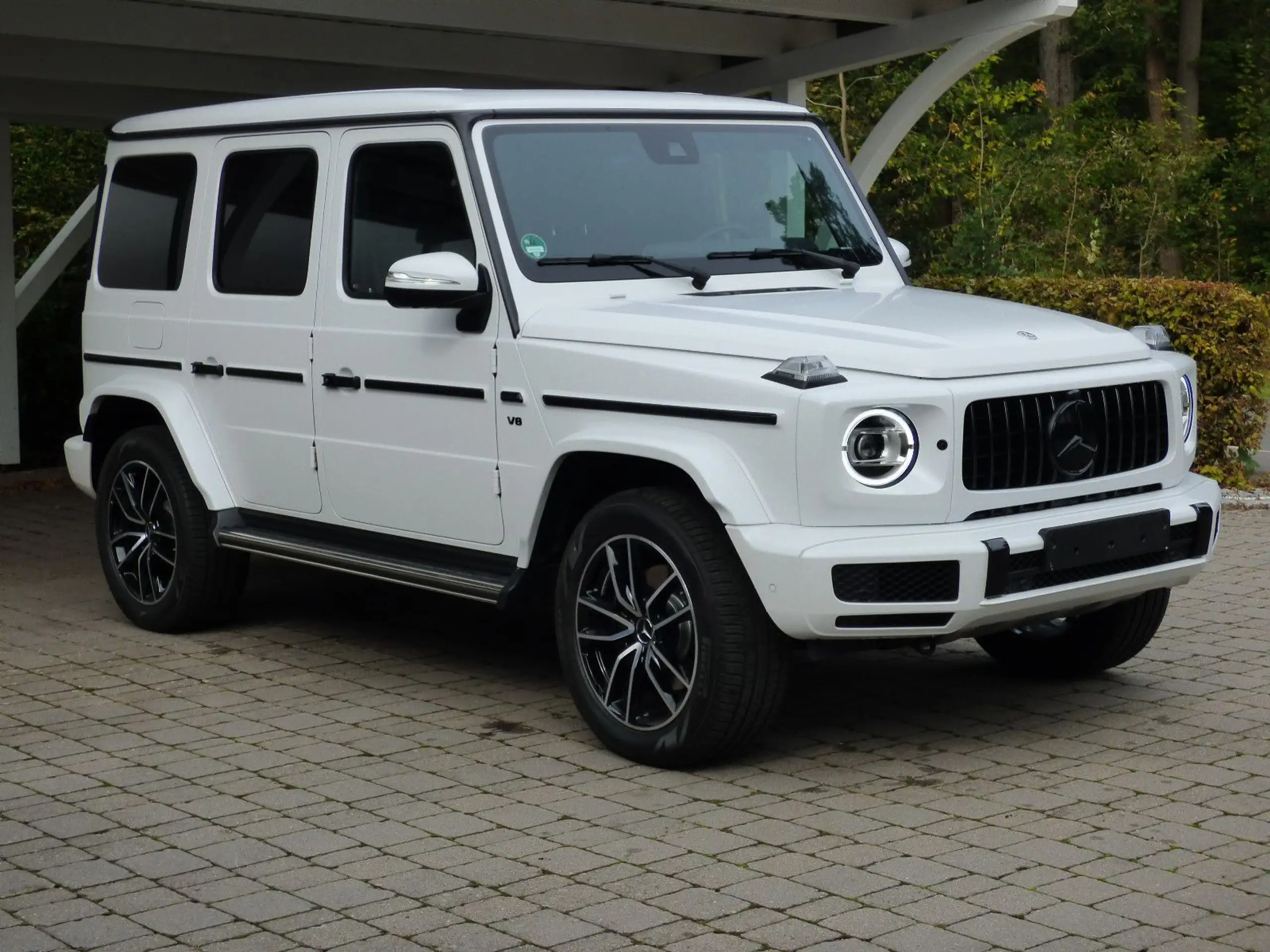 Mercedes-Benz - G 500