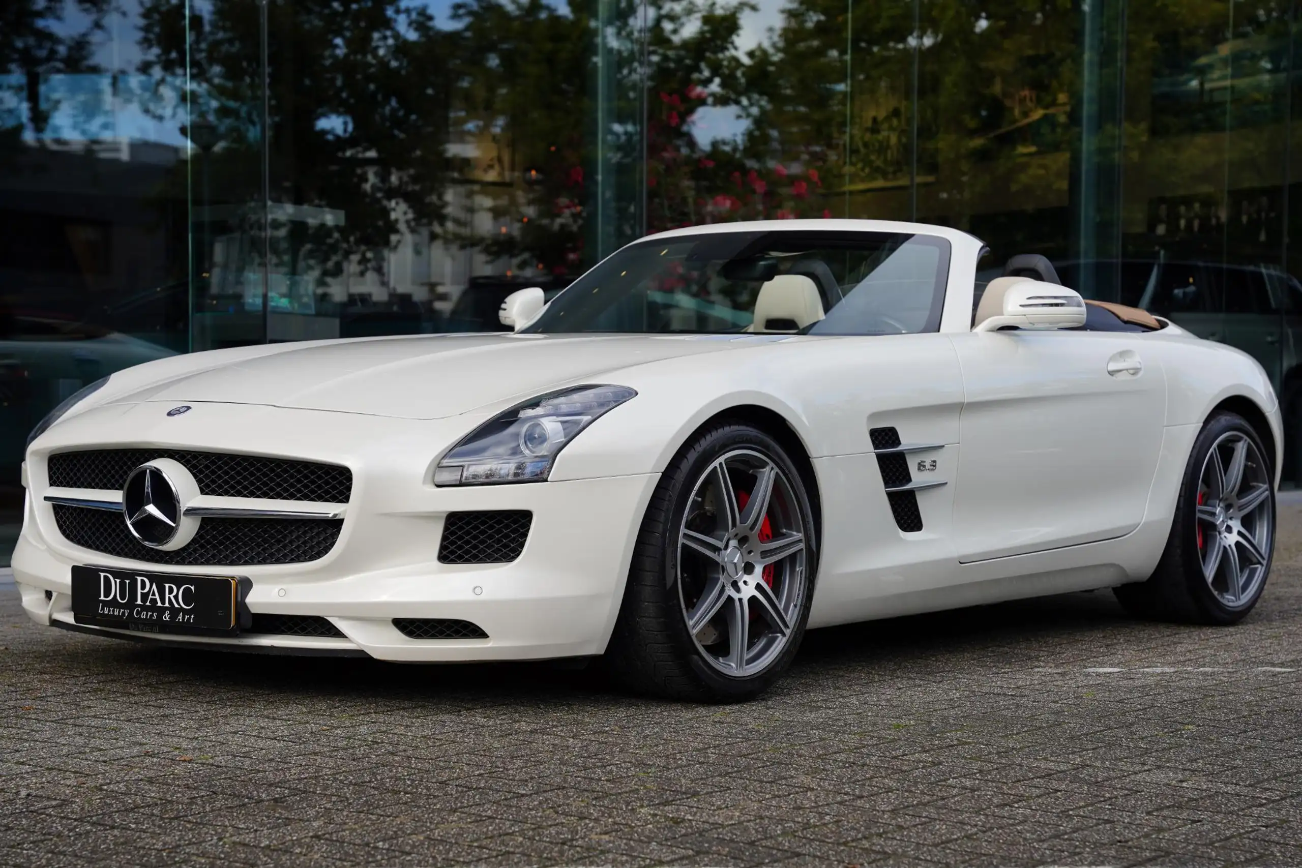 Mercedes-Benz - SLS