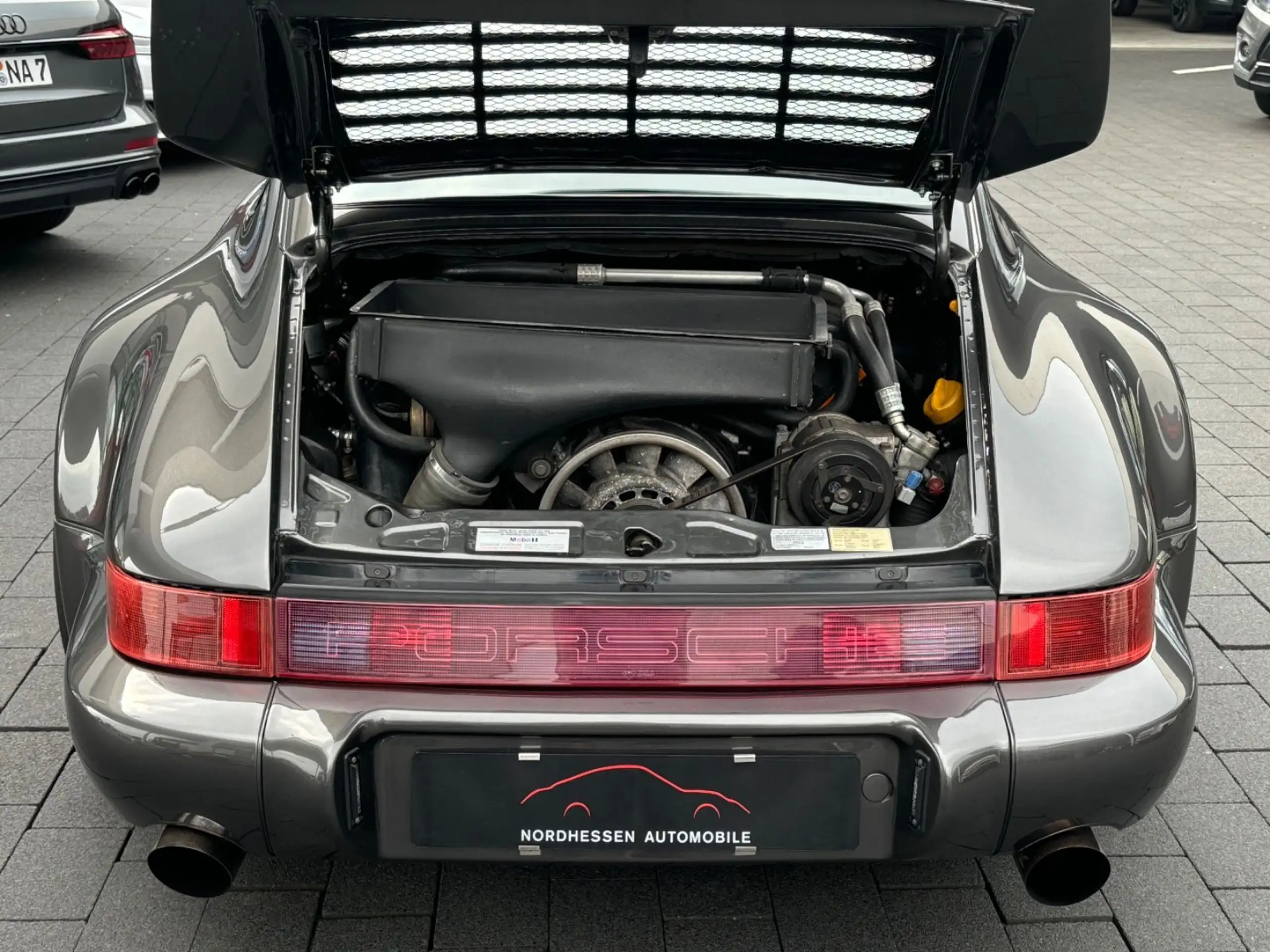 Porsche - 964