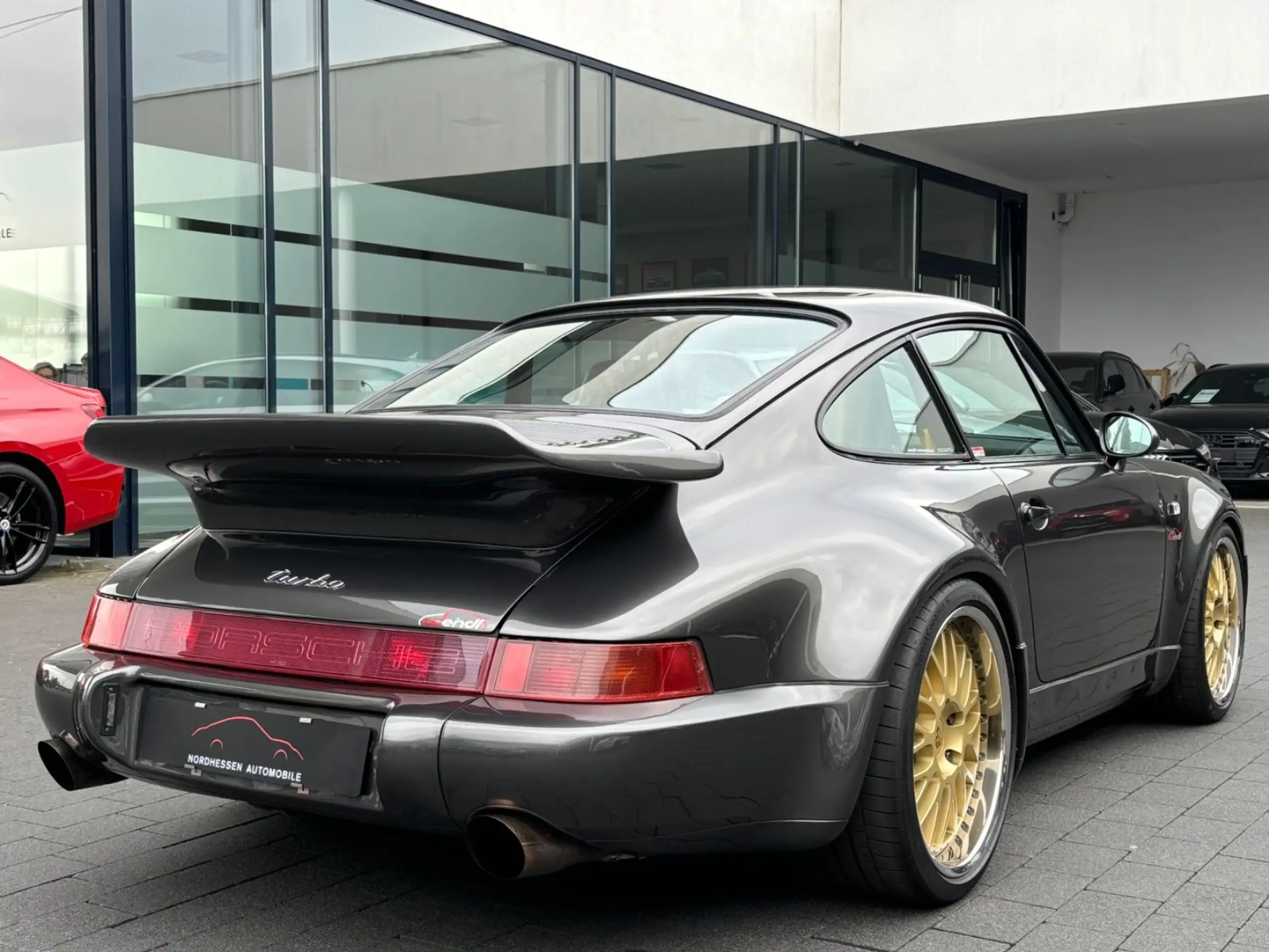 Porsche - 964