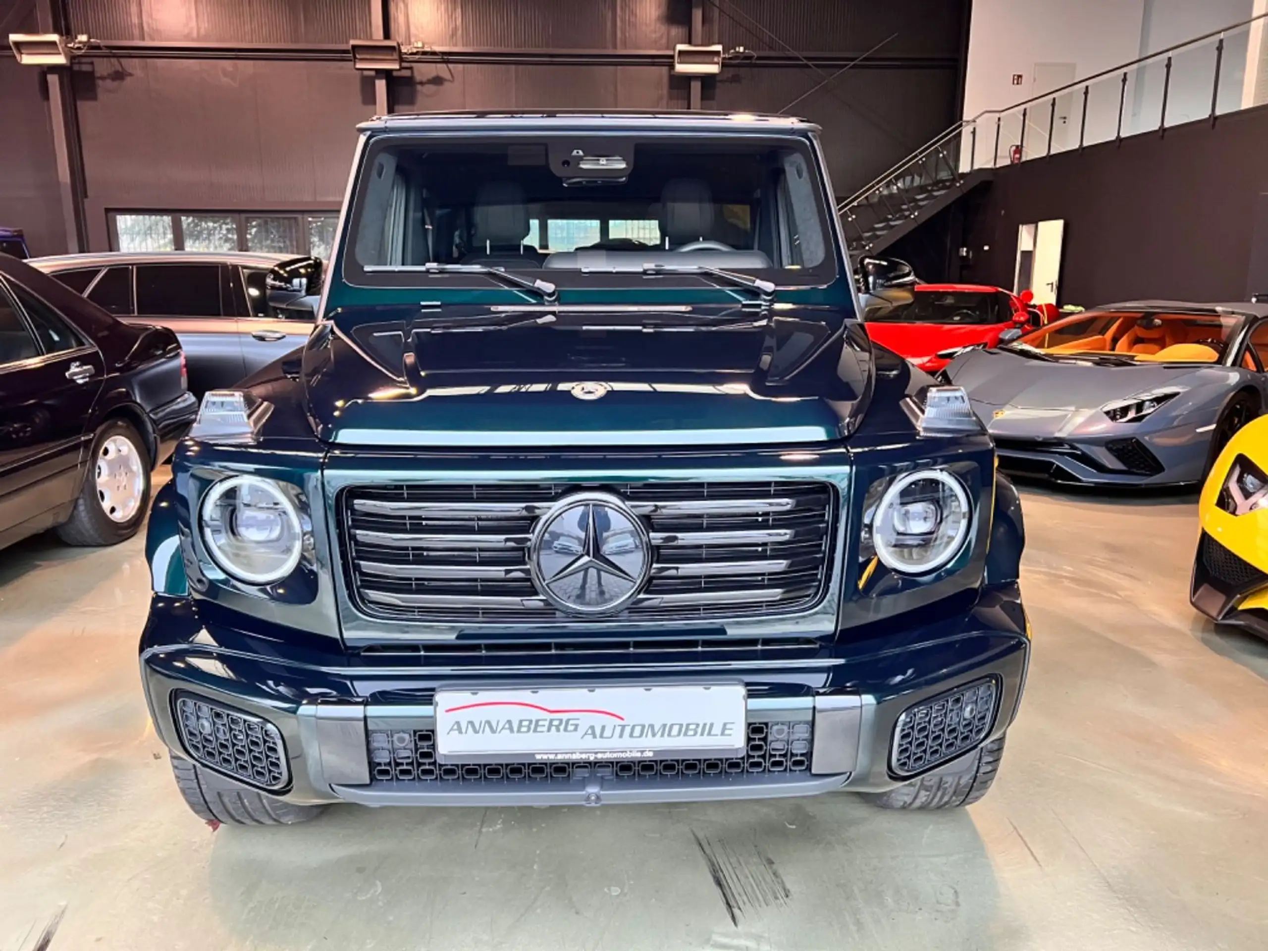 Mercedes-Benz - G 450