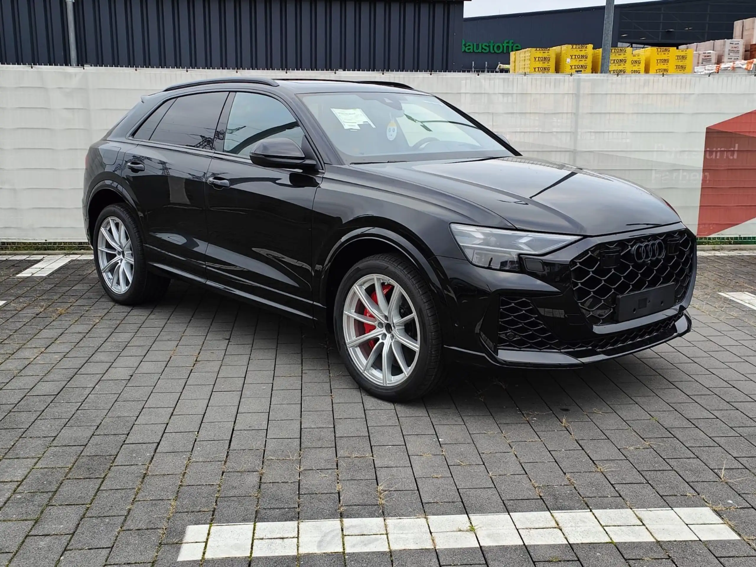 Audi - RS Q8