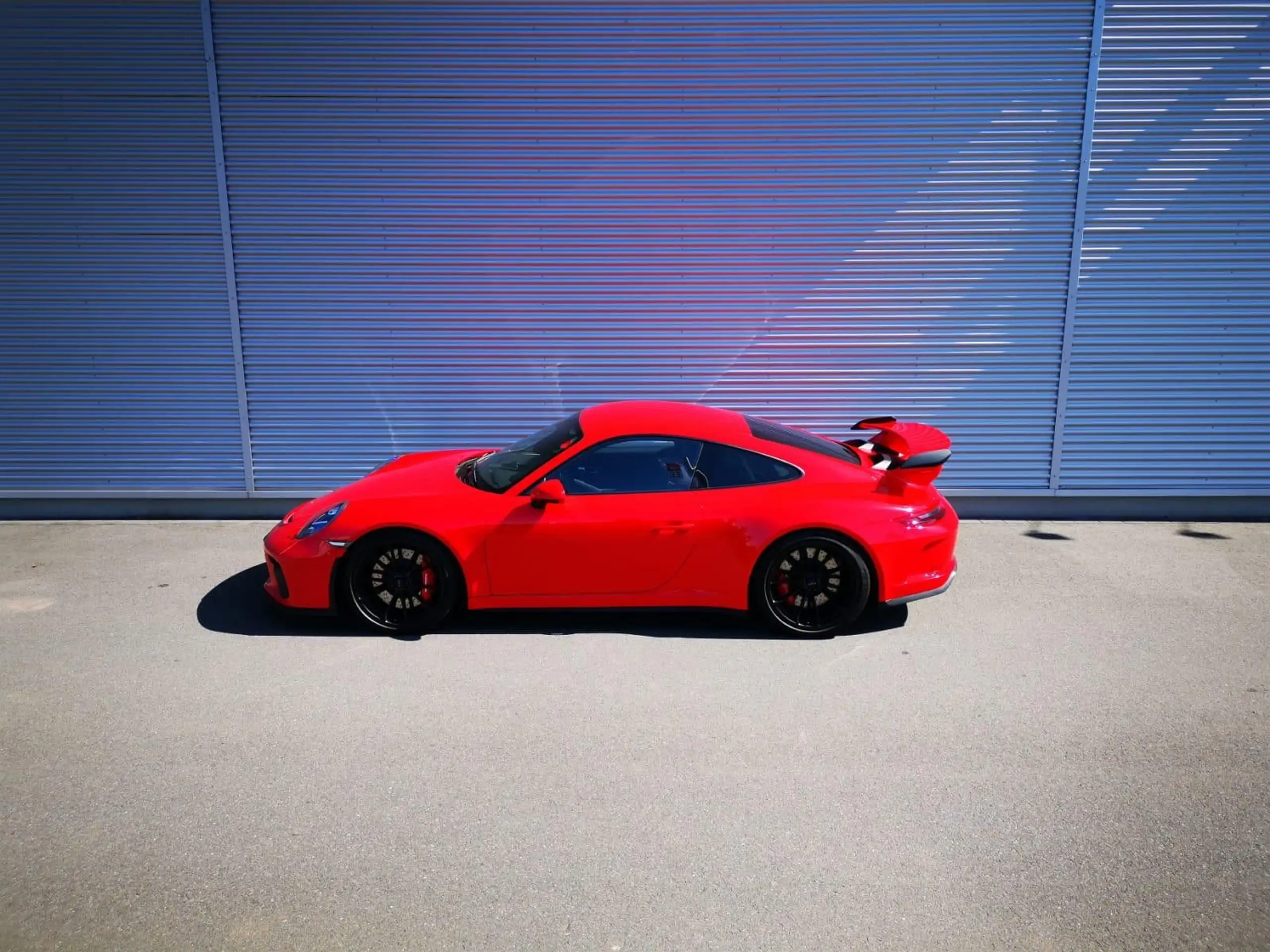 Porsche - 911