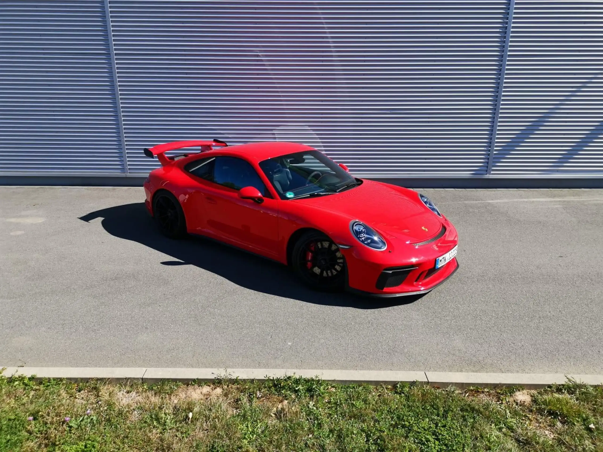 Porsche - 911