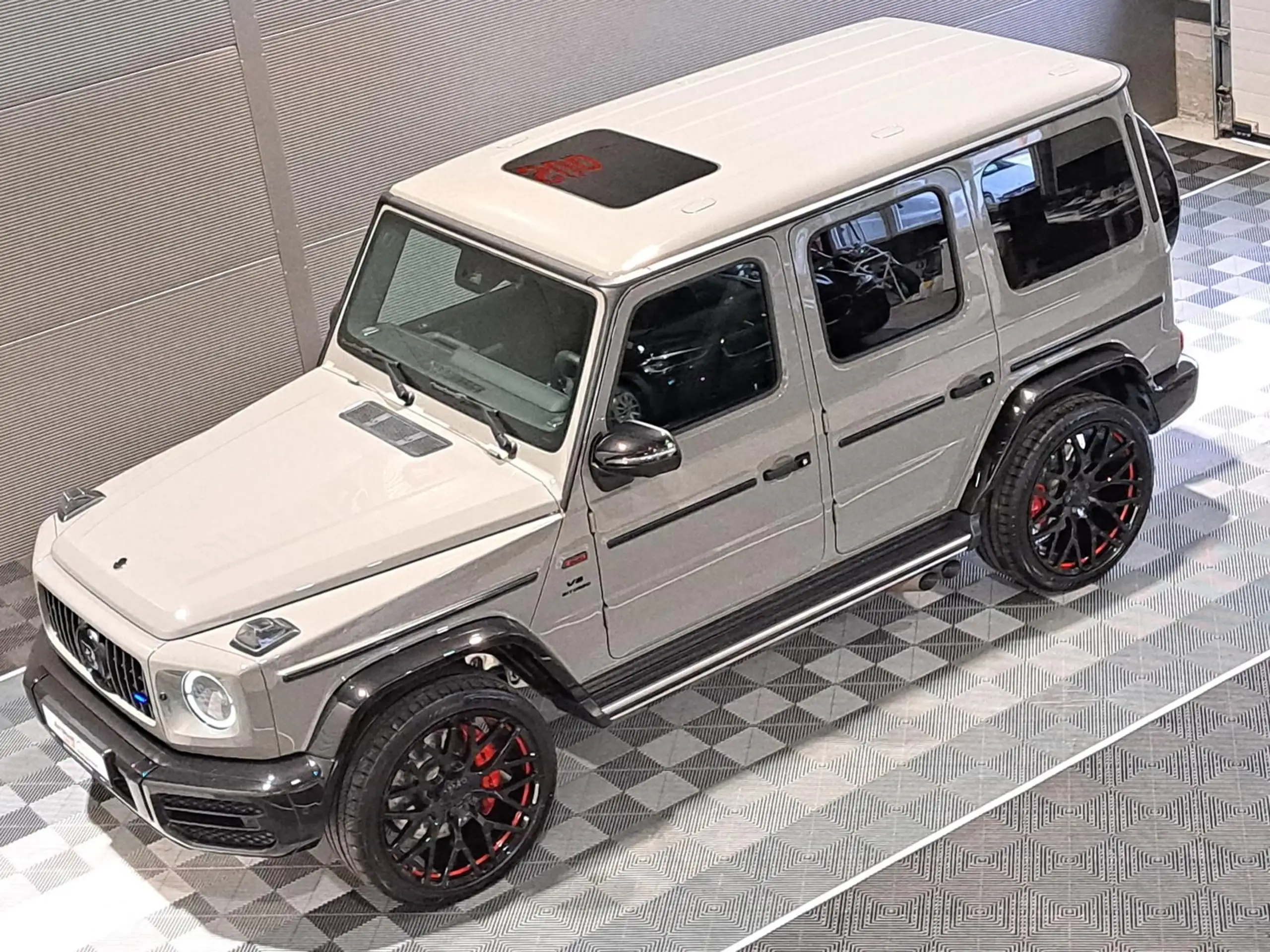 Mercedes-Benz - G 63 AMG