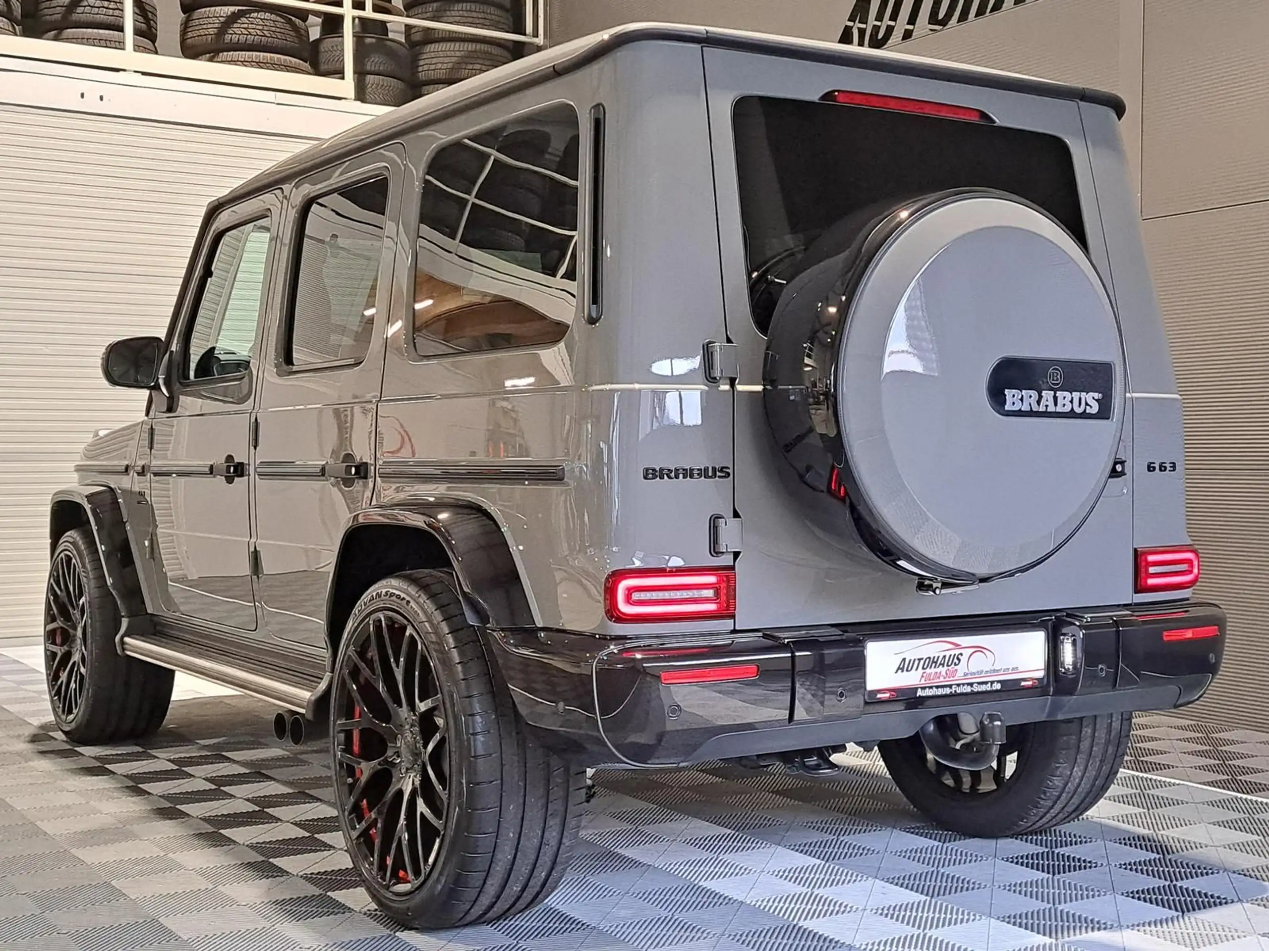 Mercedes-Benz - G 63 AMG