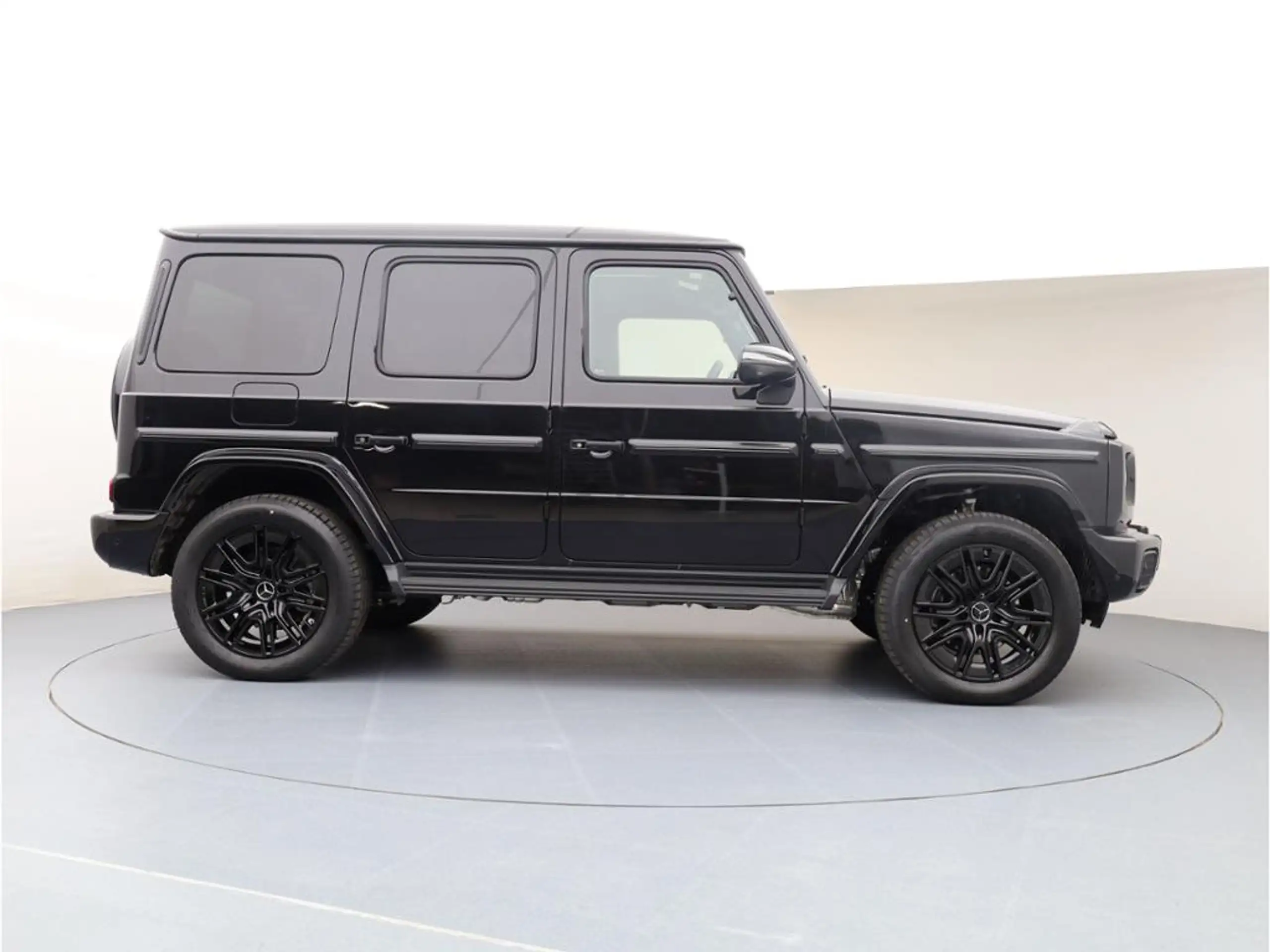 Mercedes-Benz - G 450