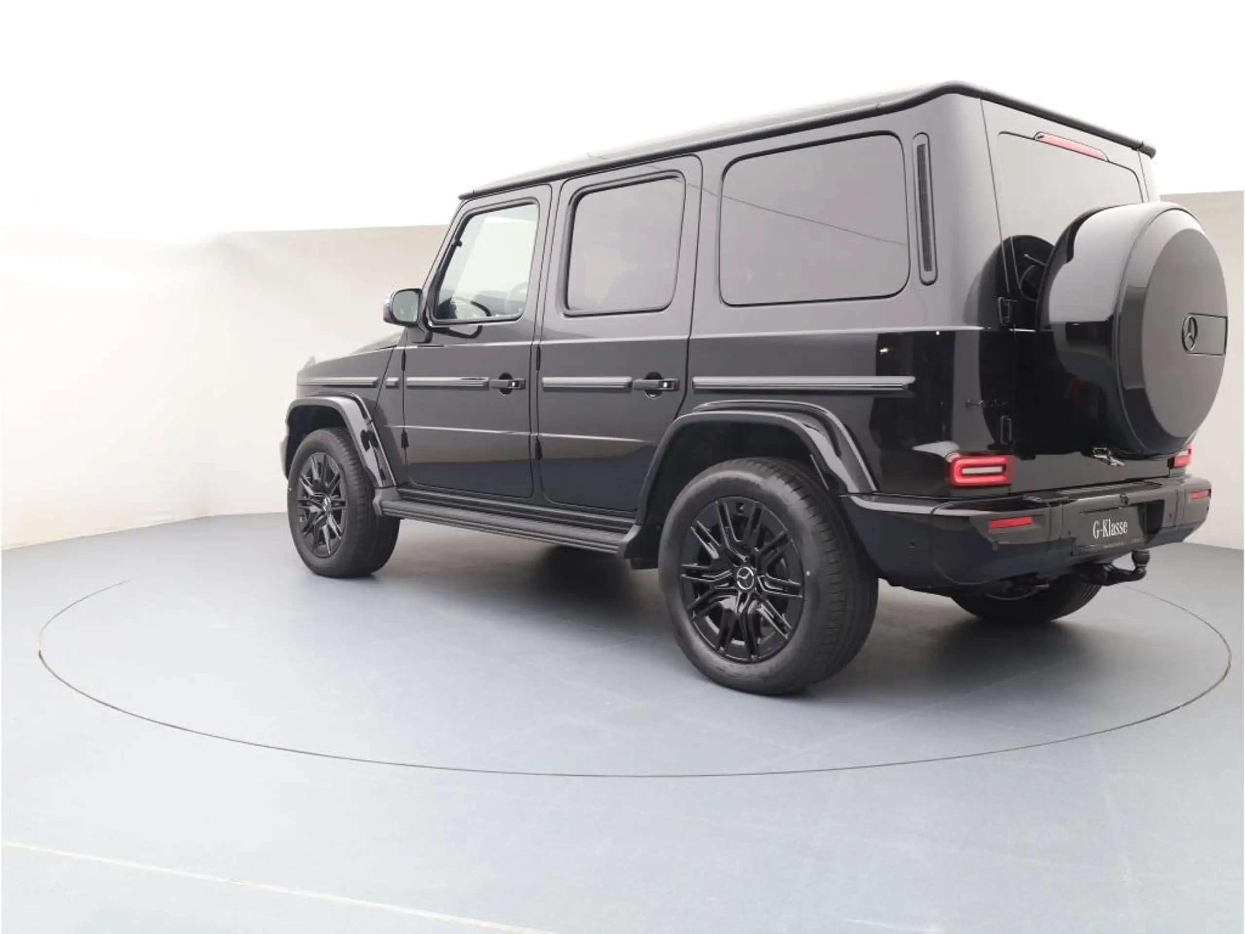 Mercedes-Benz - G 450