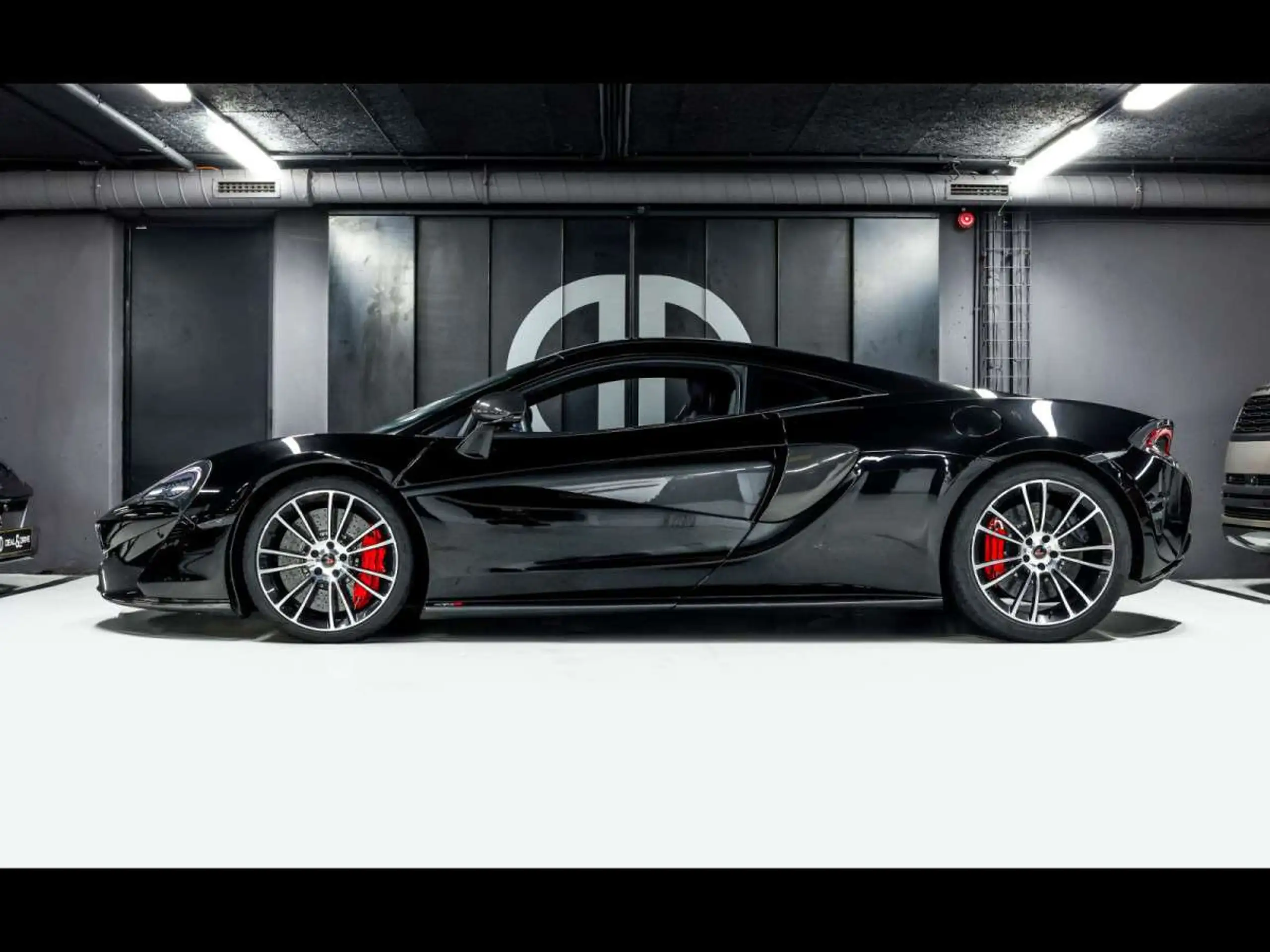 McLaren - 570S