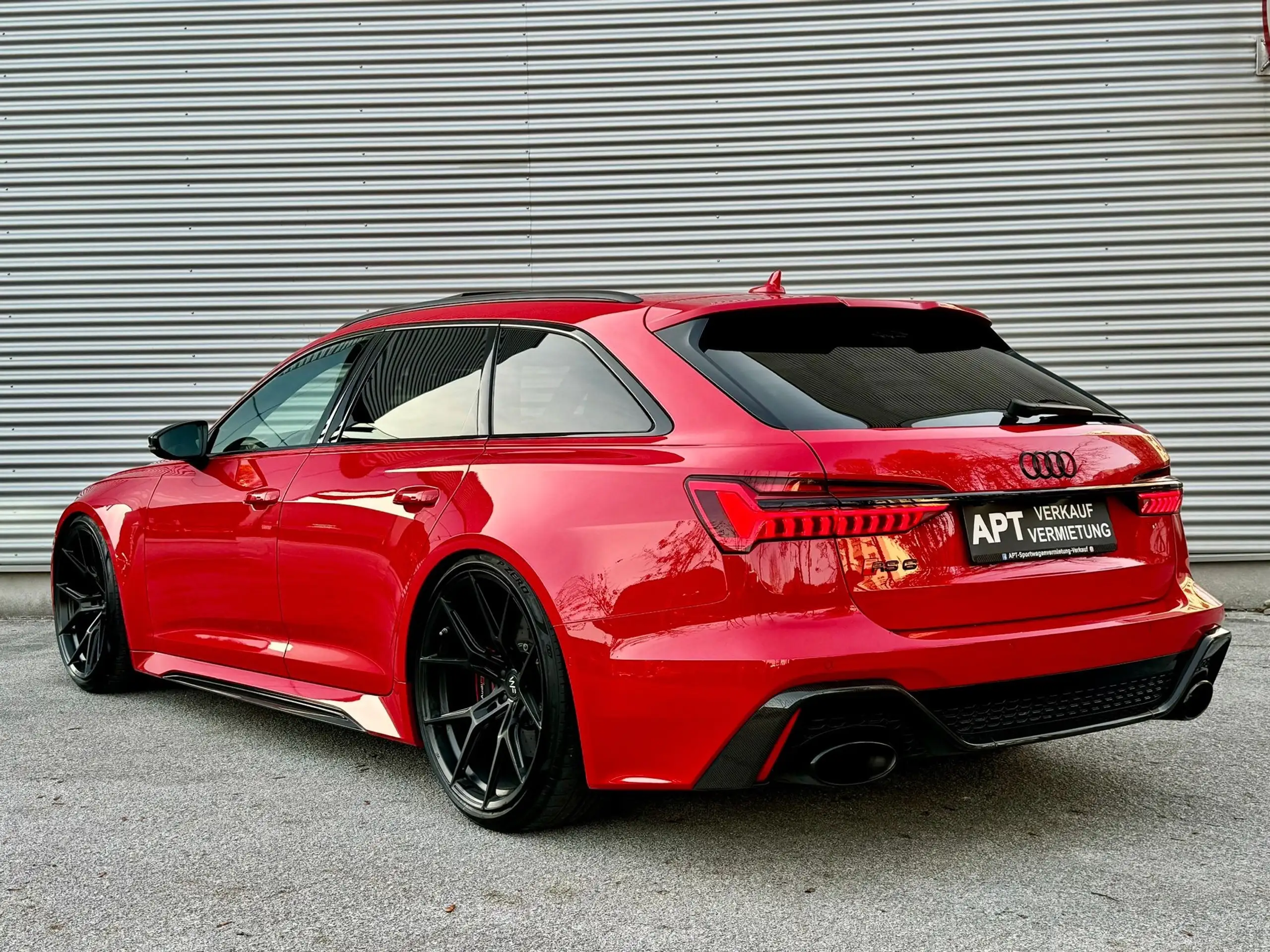 Audi - RS6