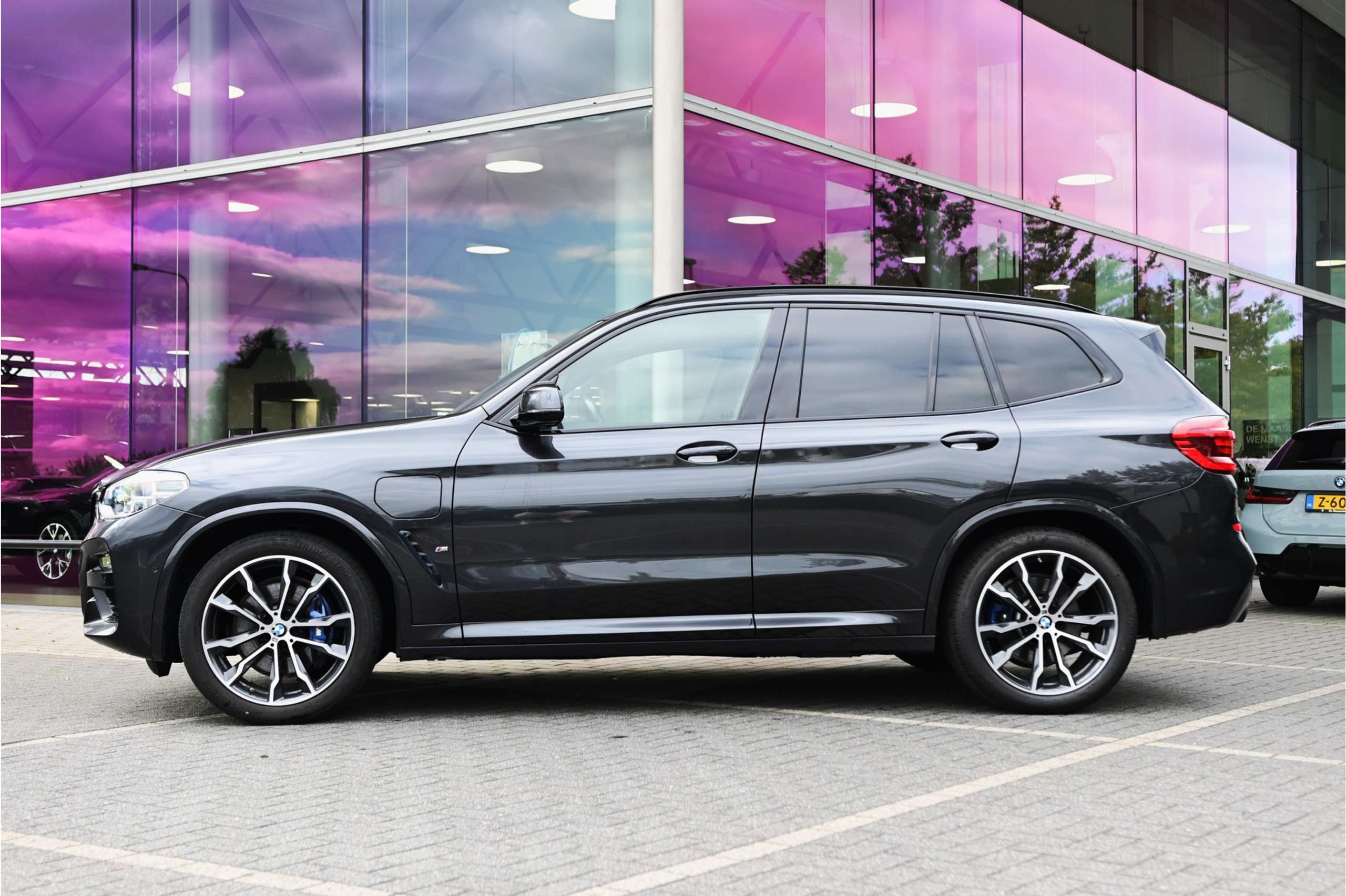 BMW - X3