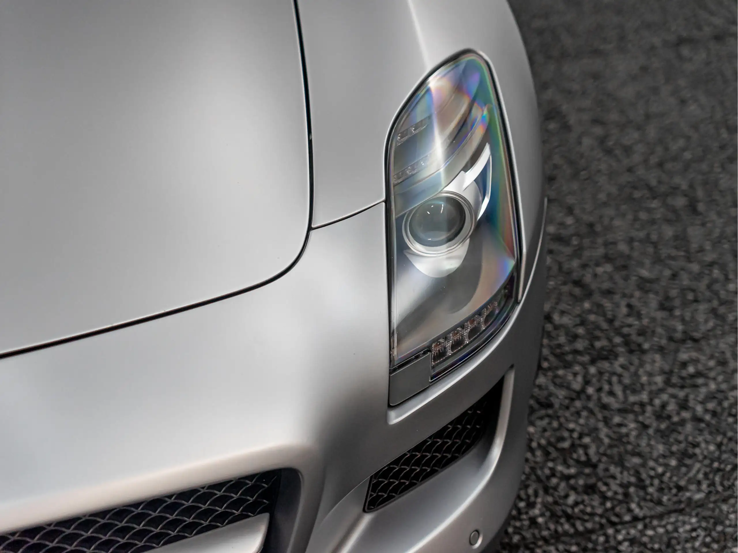 Mercedes-Benz - SLS