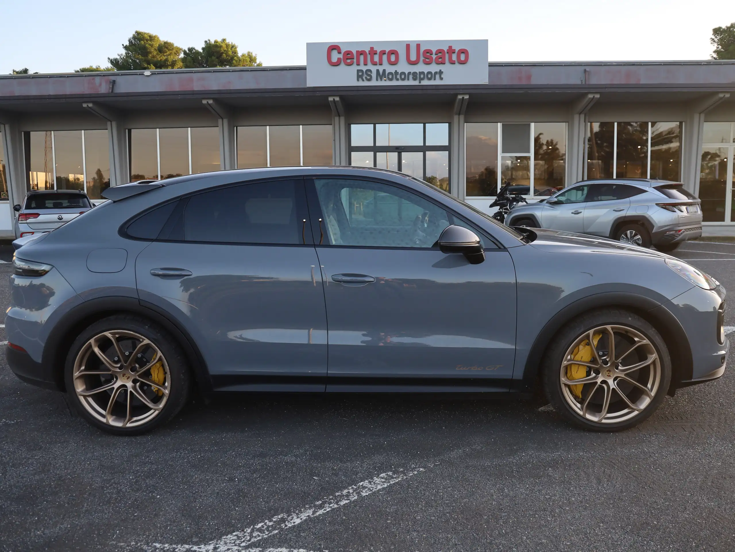 Porsche - Cayenne