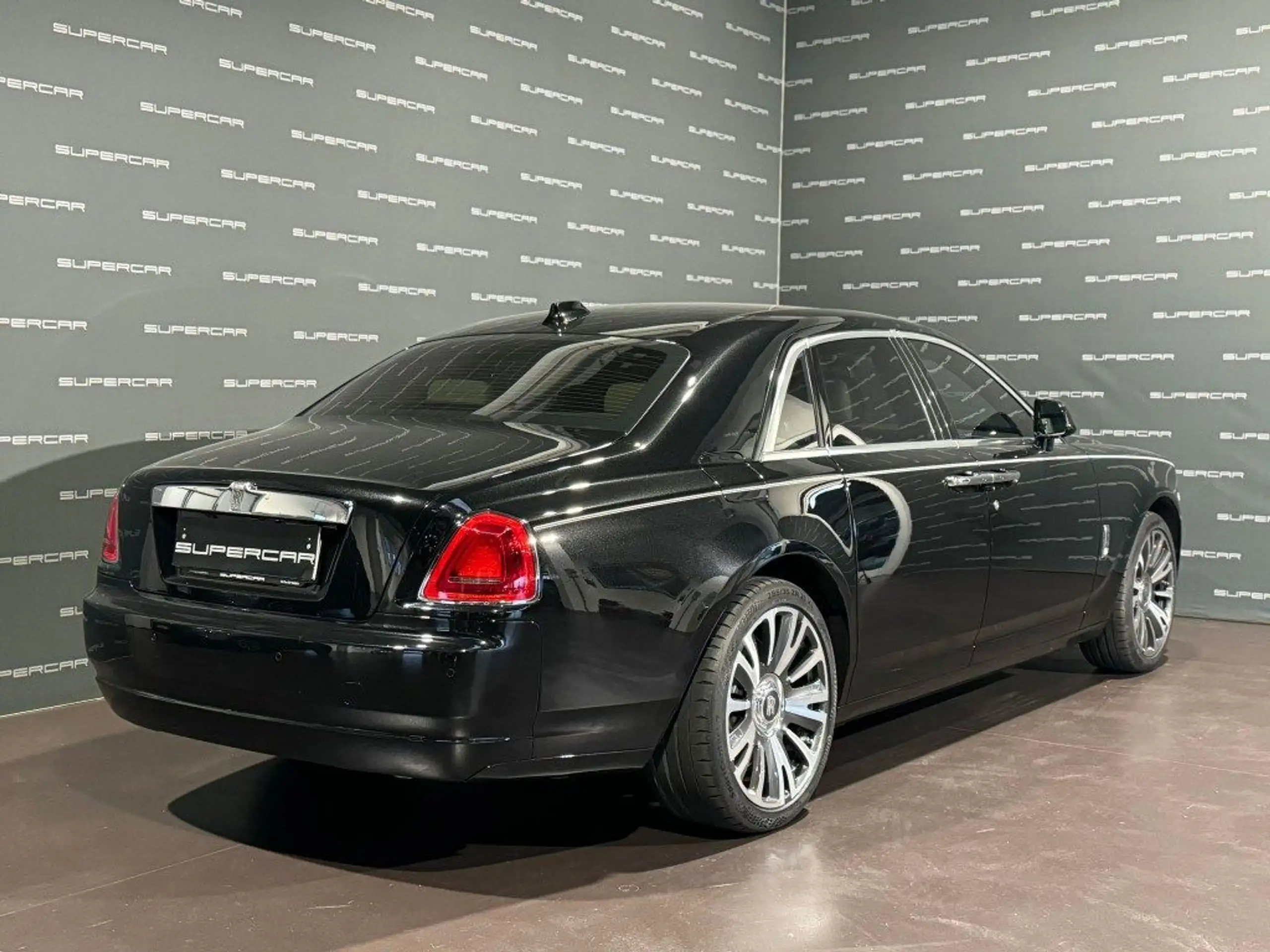 Rolls-Royce - Ghost