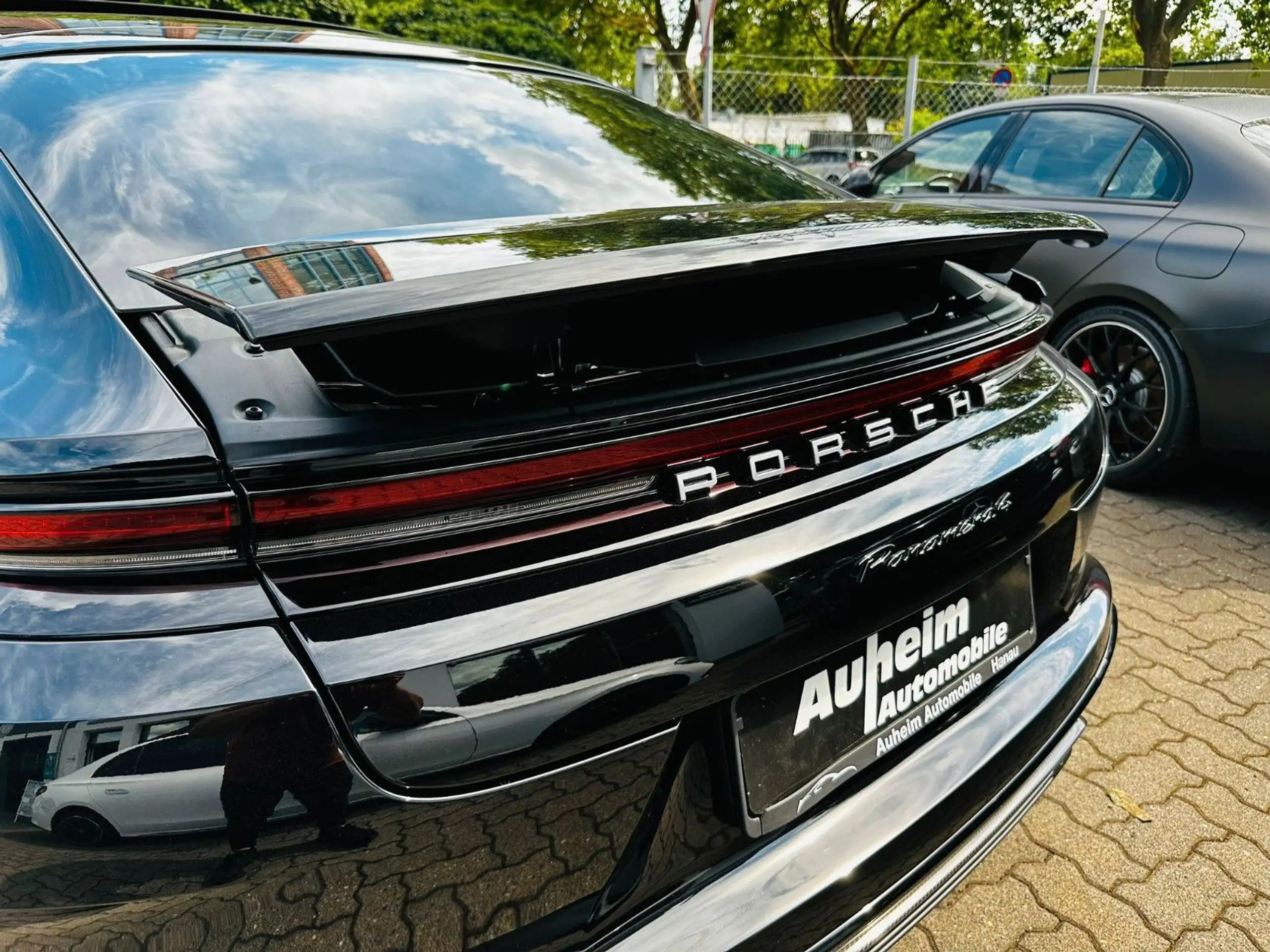 Porsche - Panamera