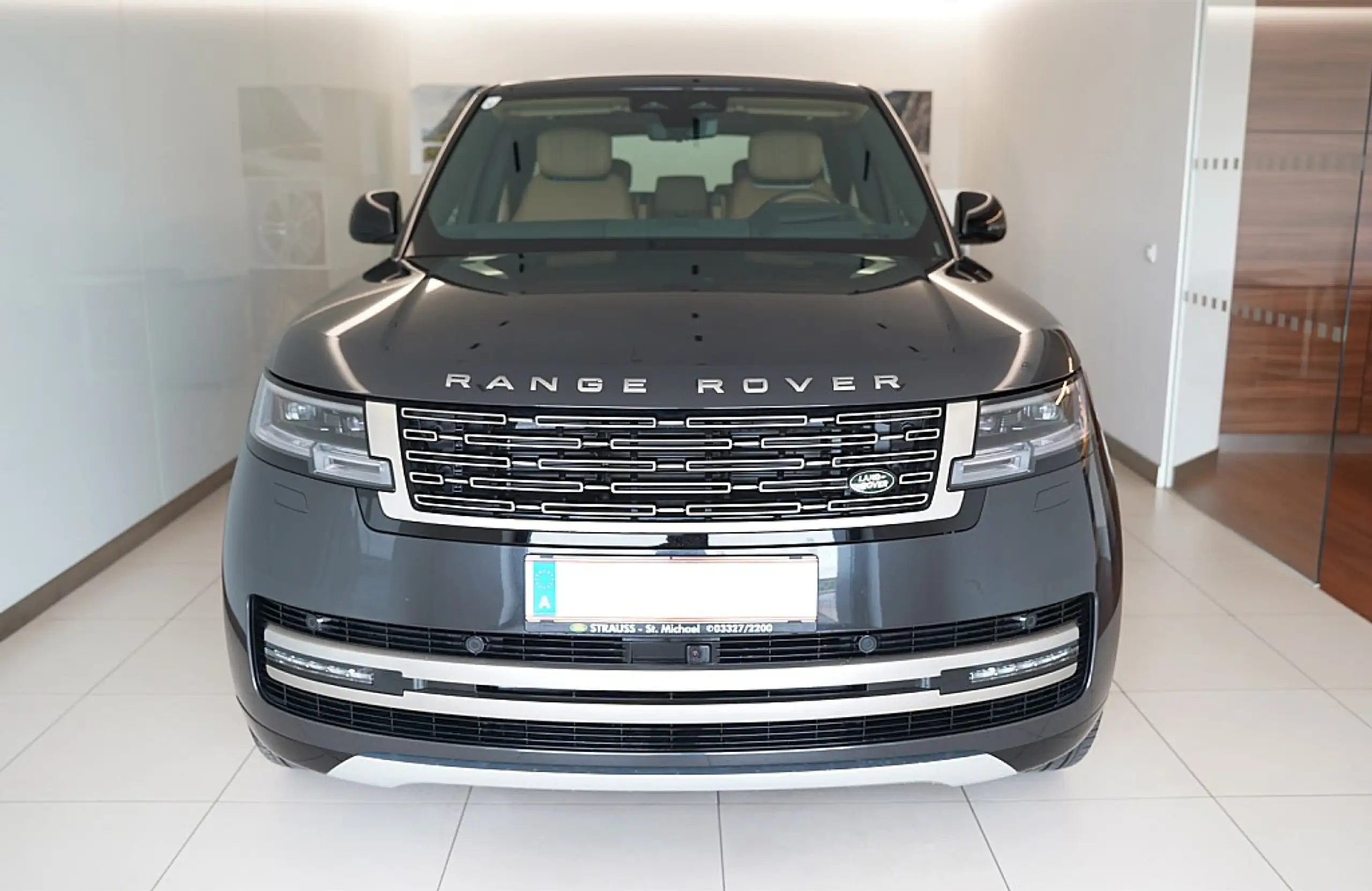 Land Rover - Range Rover