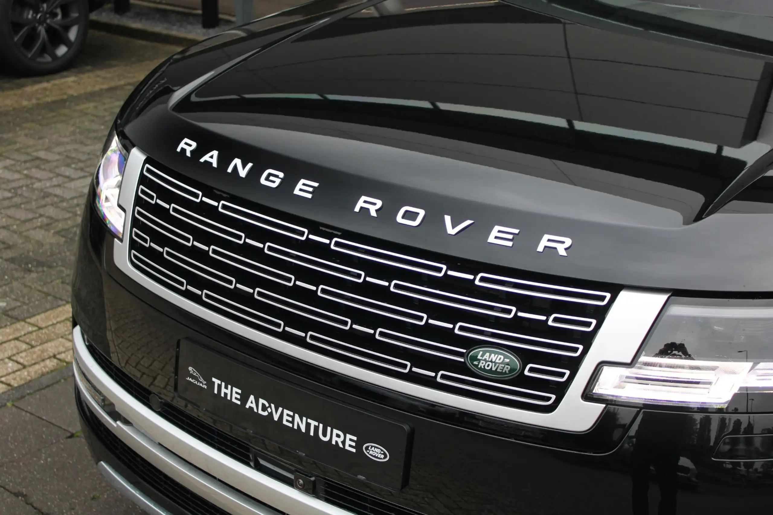 Land Rover - Range Rover