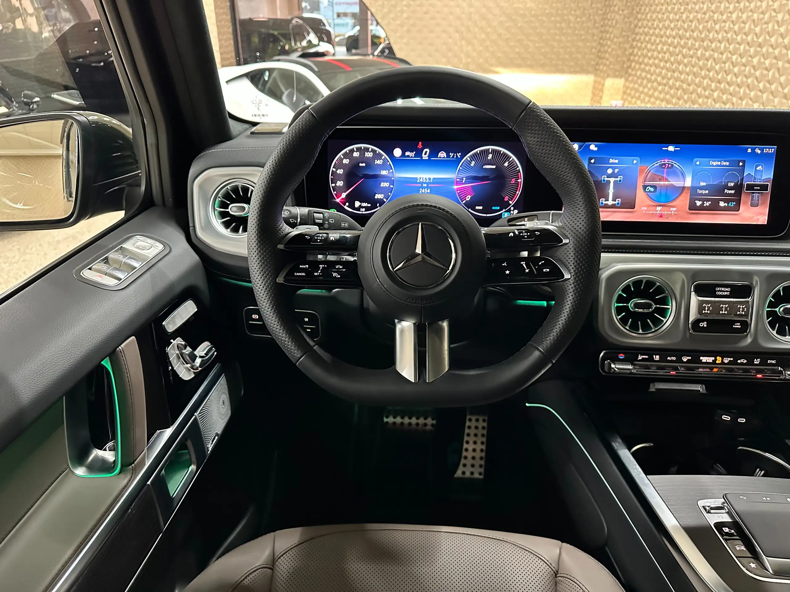 Mercedes-Benz - G 450