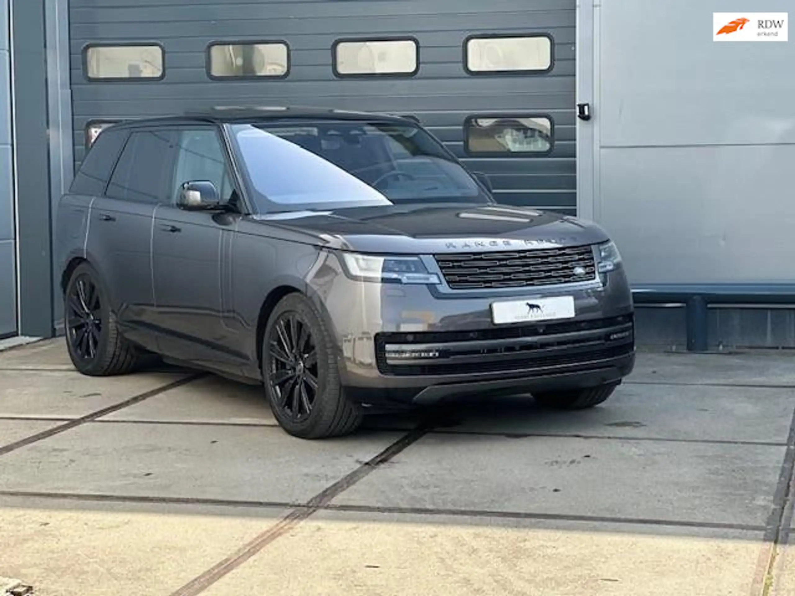 Land Rover - Range Rover